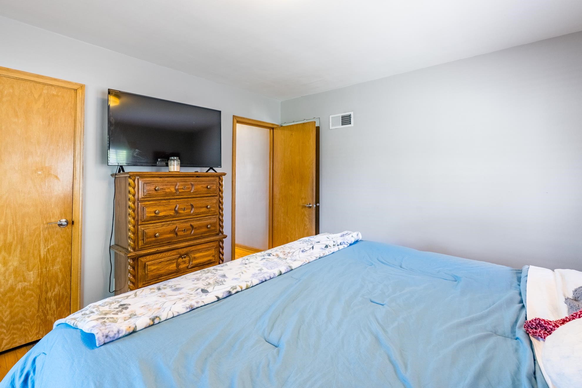 422 N 7TH AVENUE
