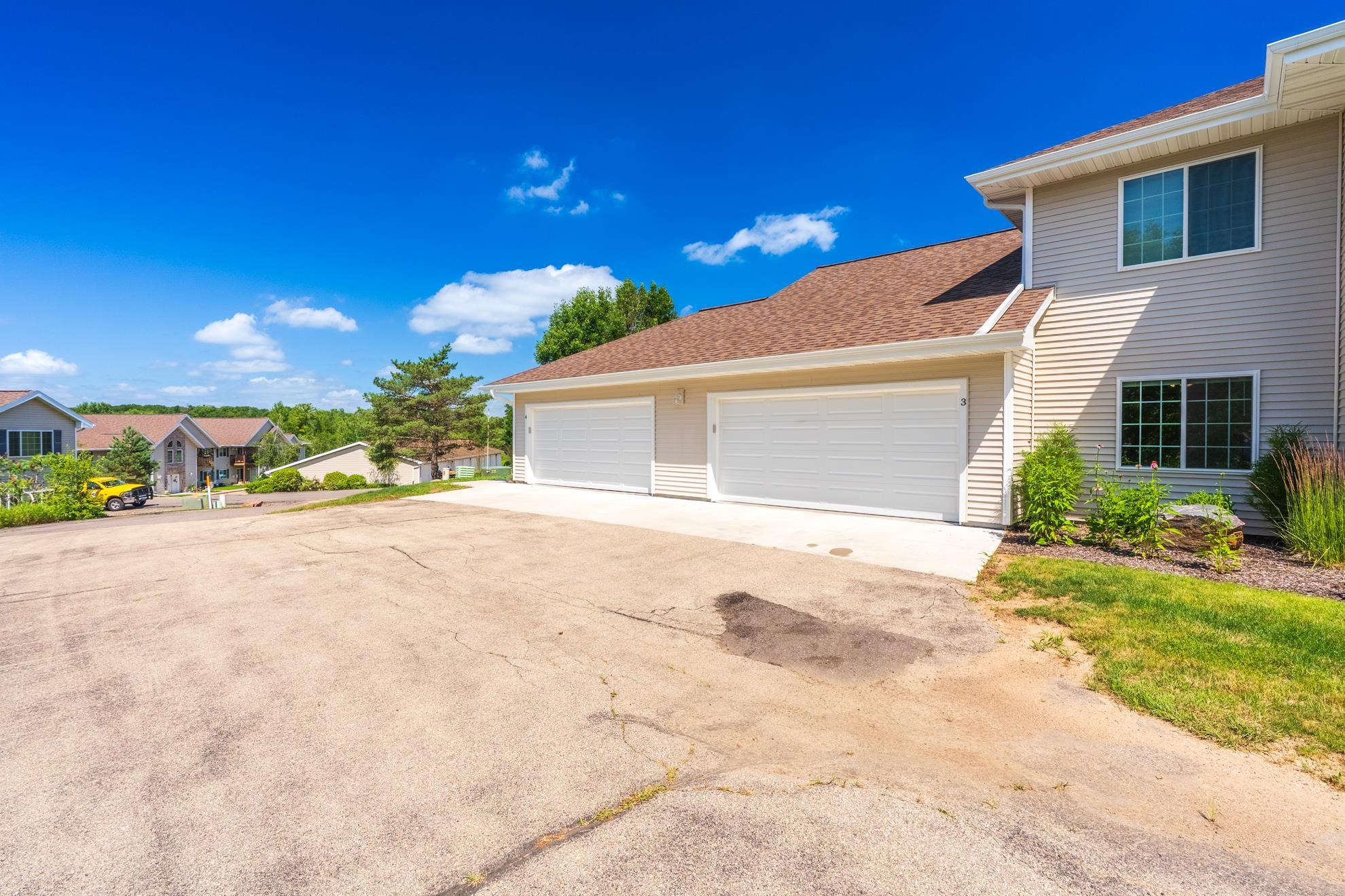 7345 WHITESPIRE ROAD Unit: Unit 3