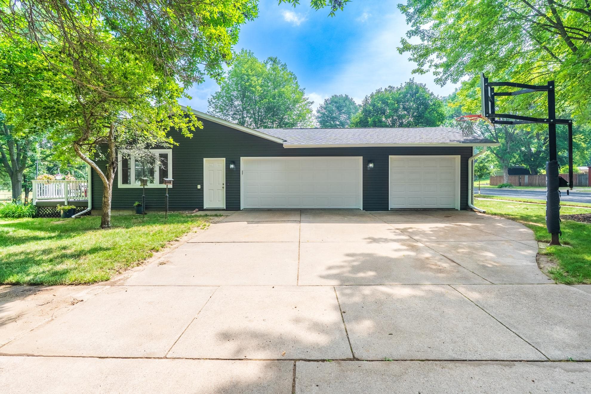 1304 MAPLE HILL ROAD