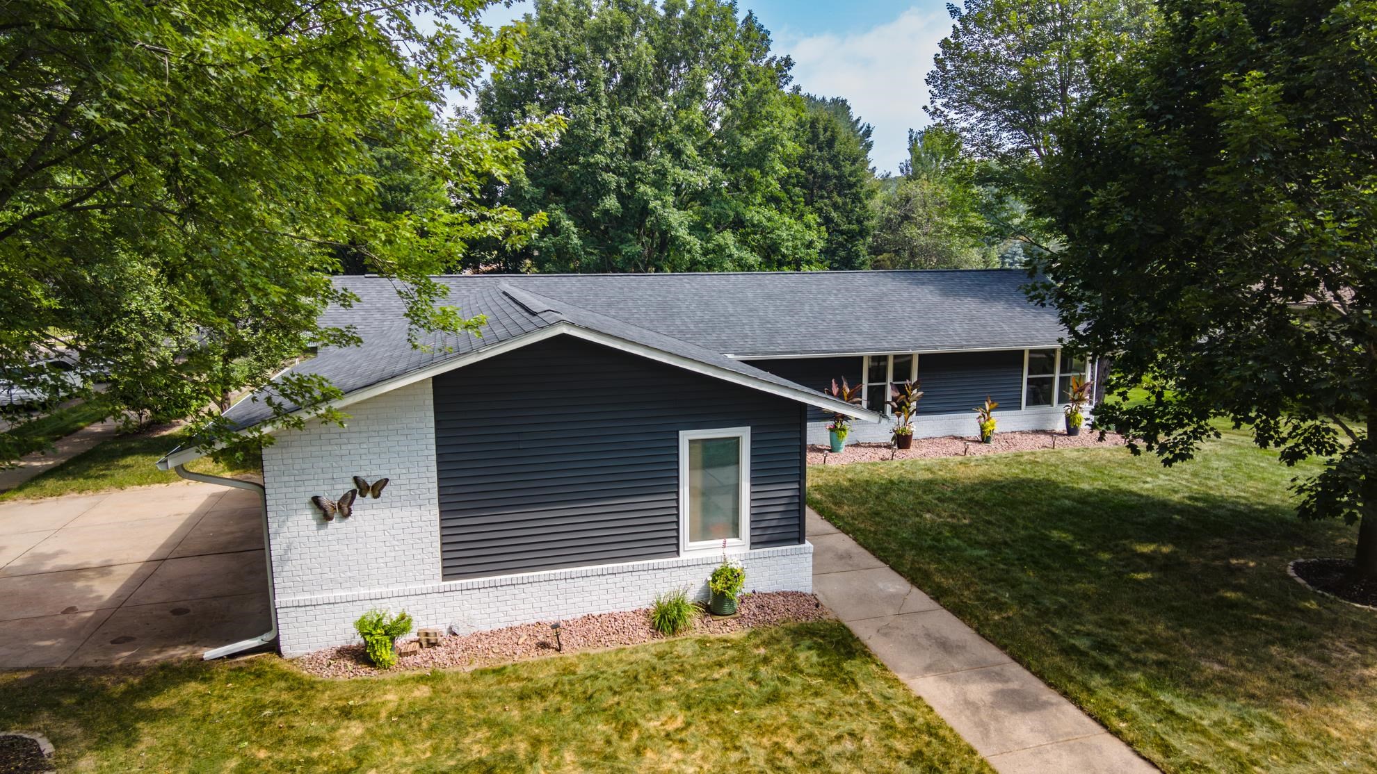 1304 MAPLE HILL ROAD