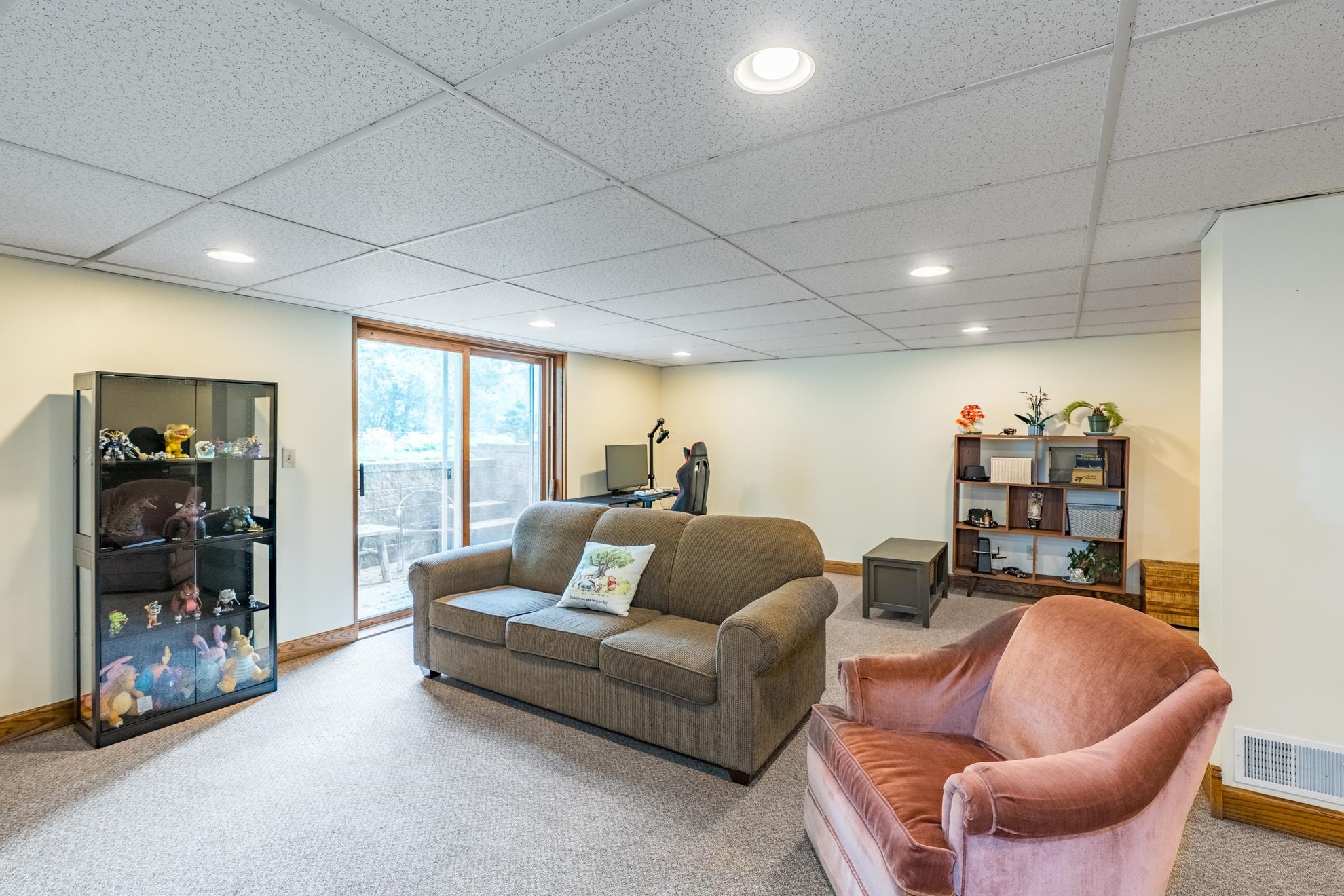 1304 MAPLE HILL ROAD