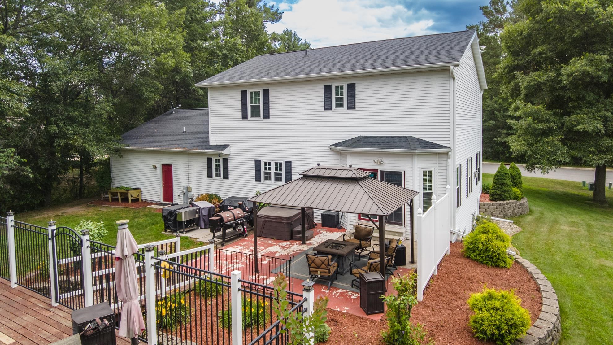 636 OCONTO ROAD