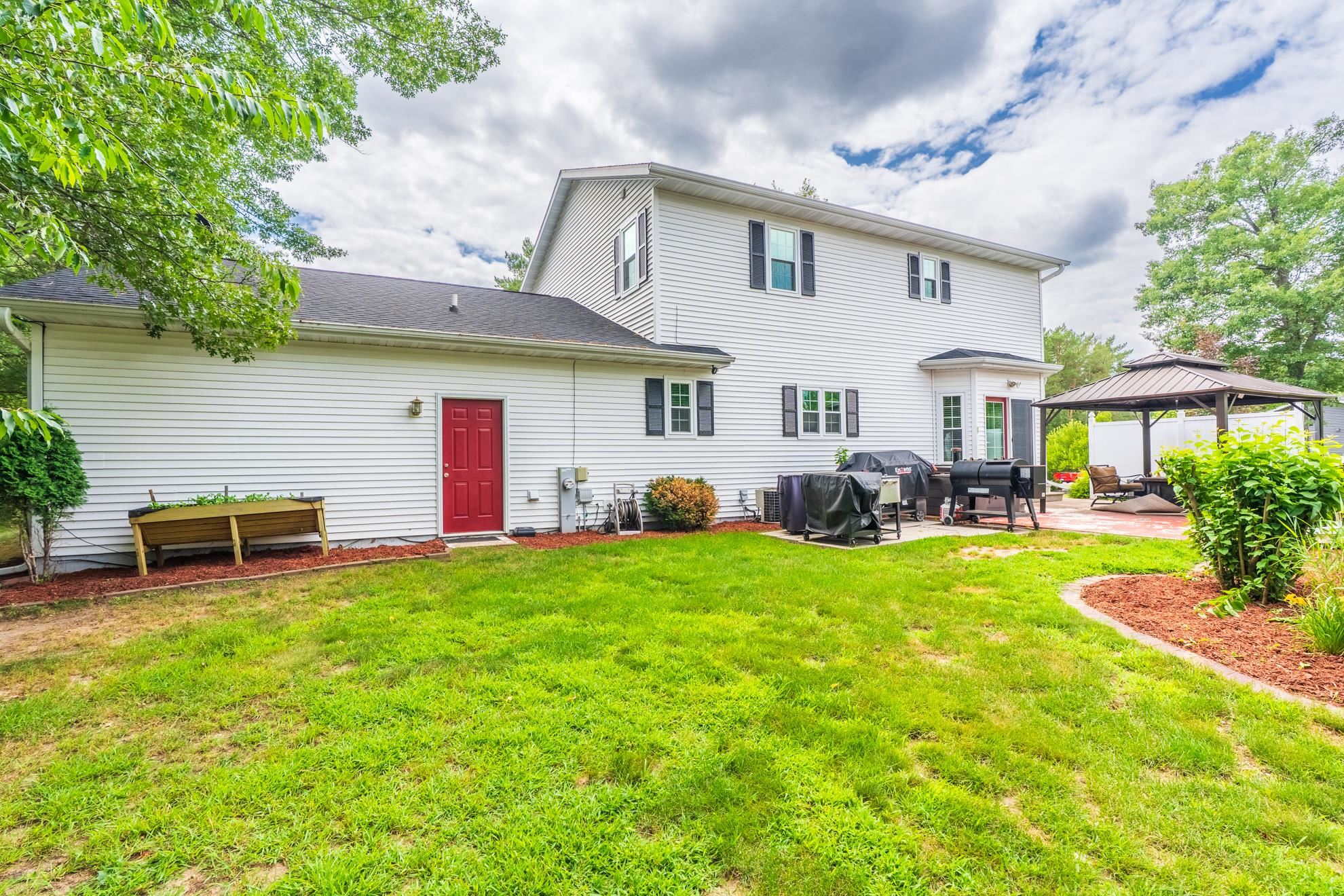 636 OCONTO ROAD