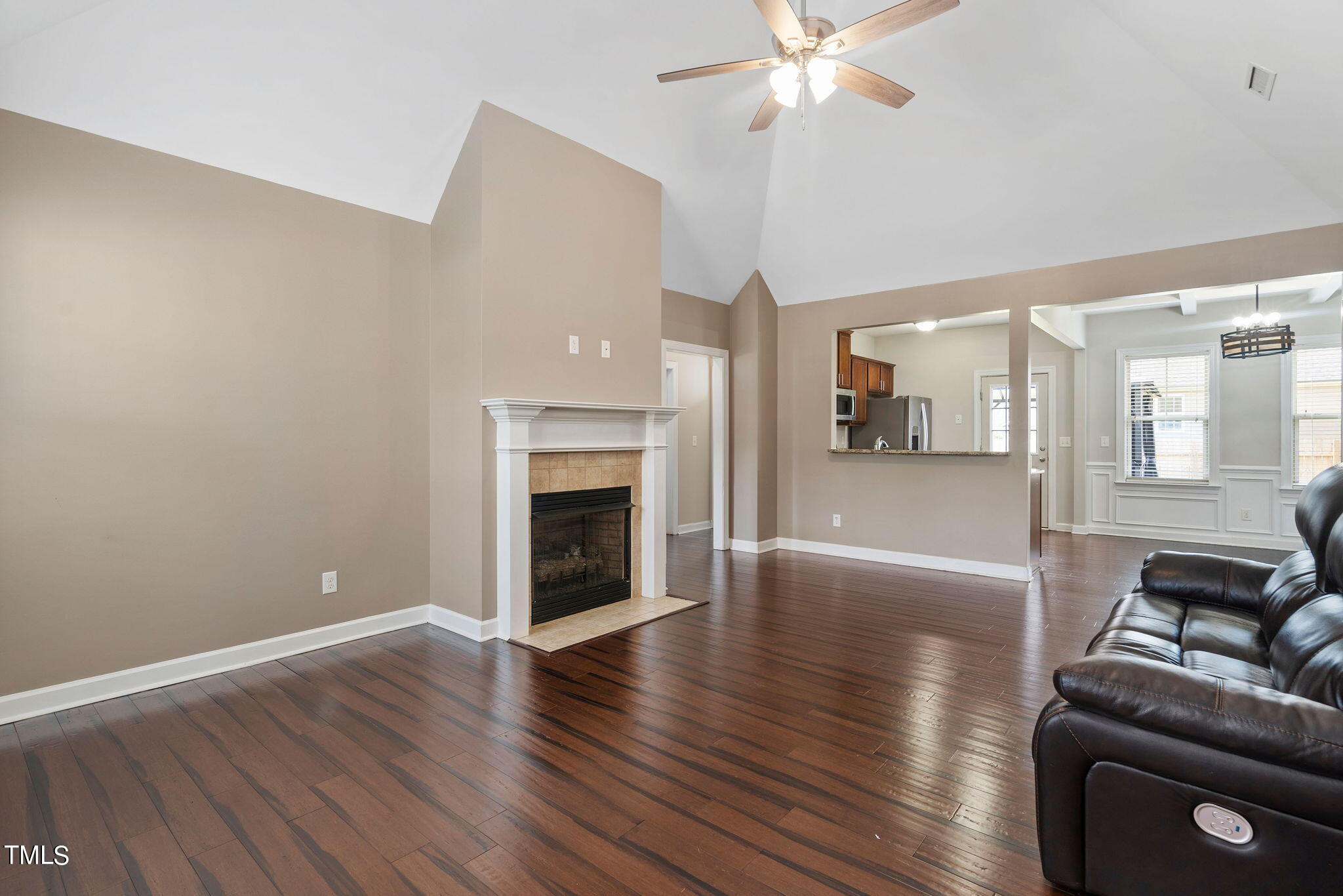 55 Rolling Meadows Drive