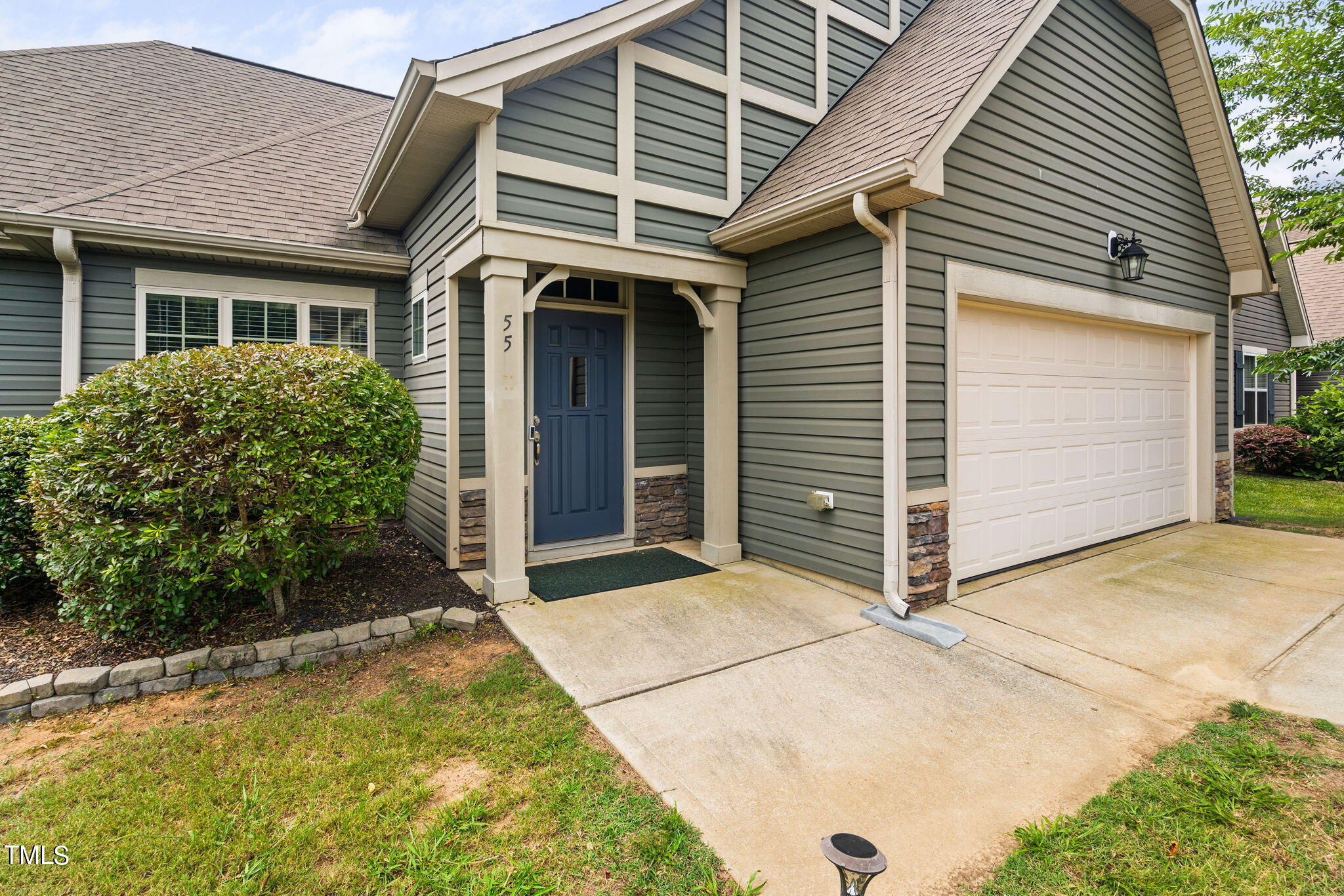 55 Rolling Meadows Drive