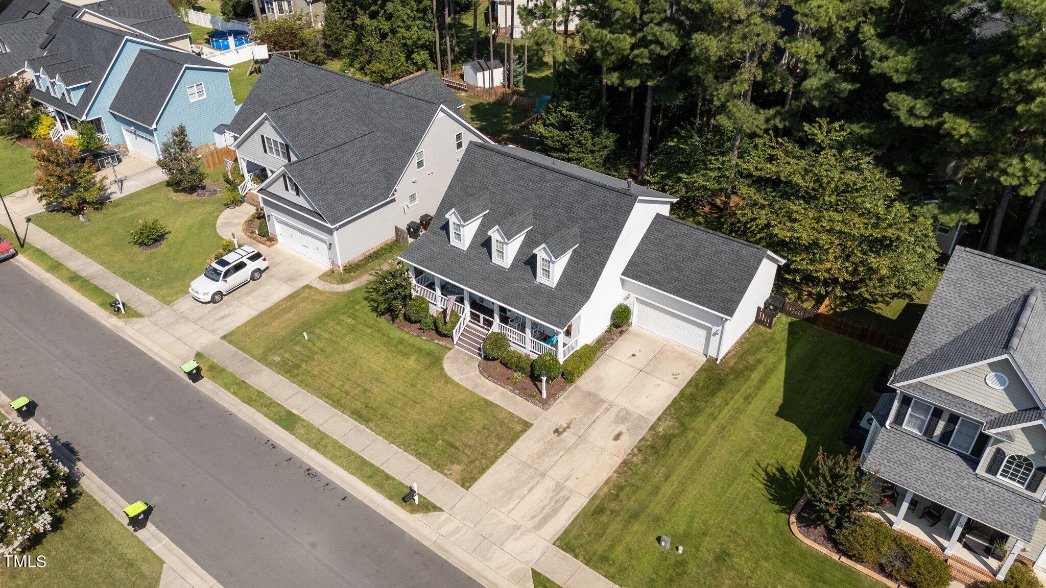 313 Tarragon Trail