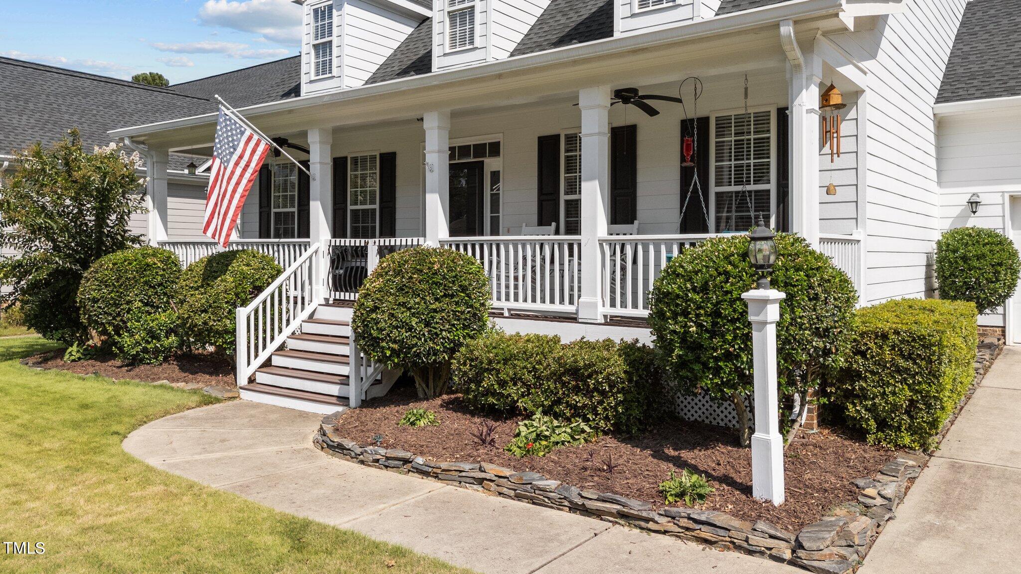 313 Tarragon Trail