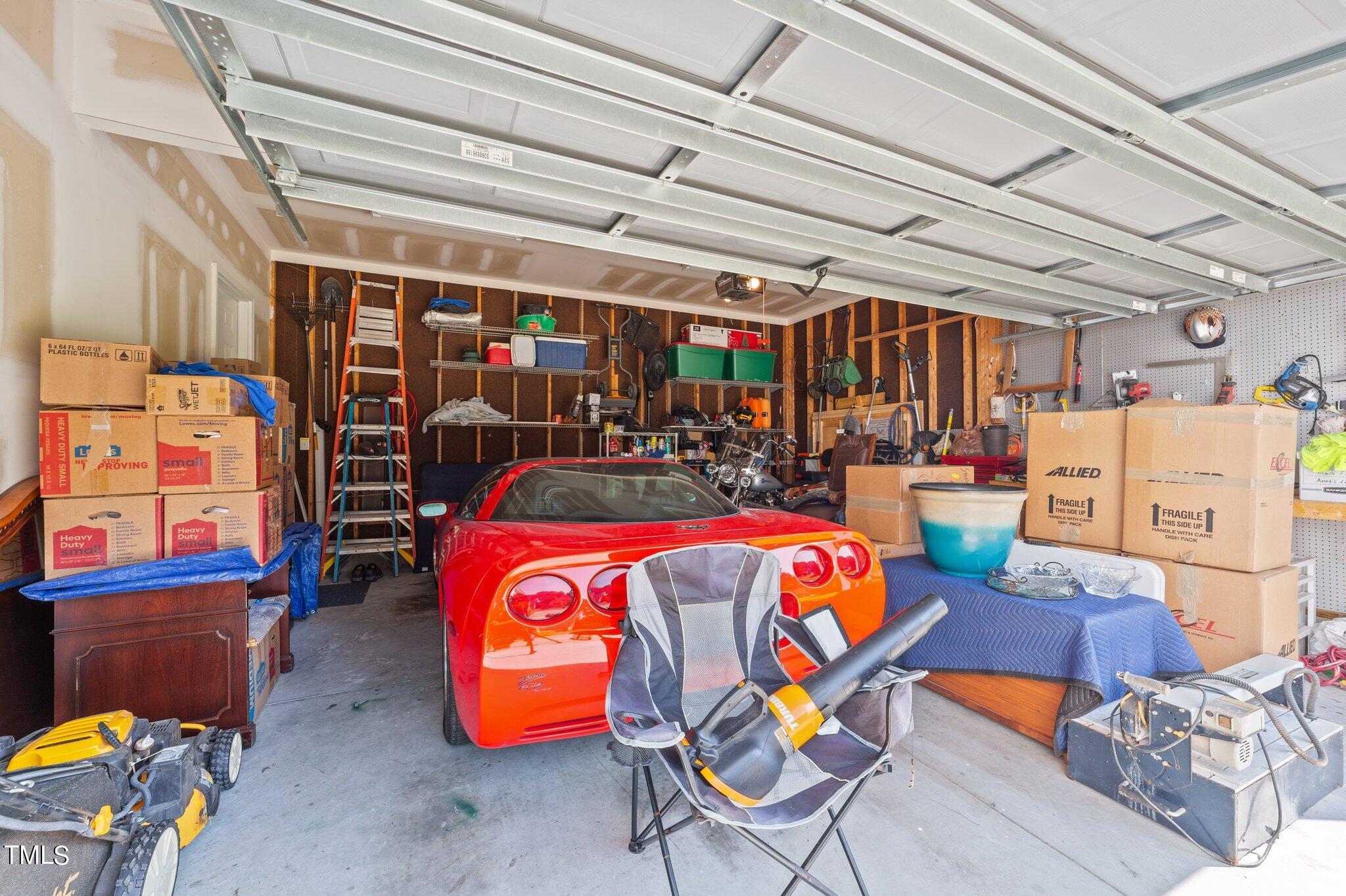 313 Tarragon Trail
