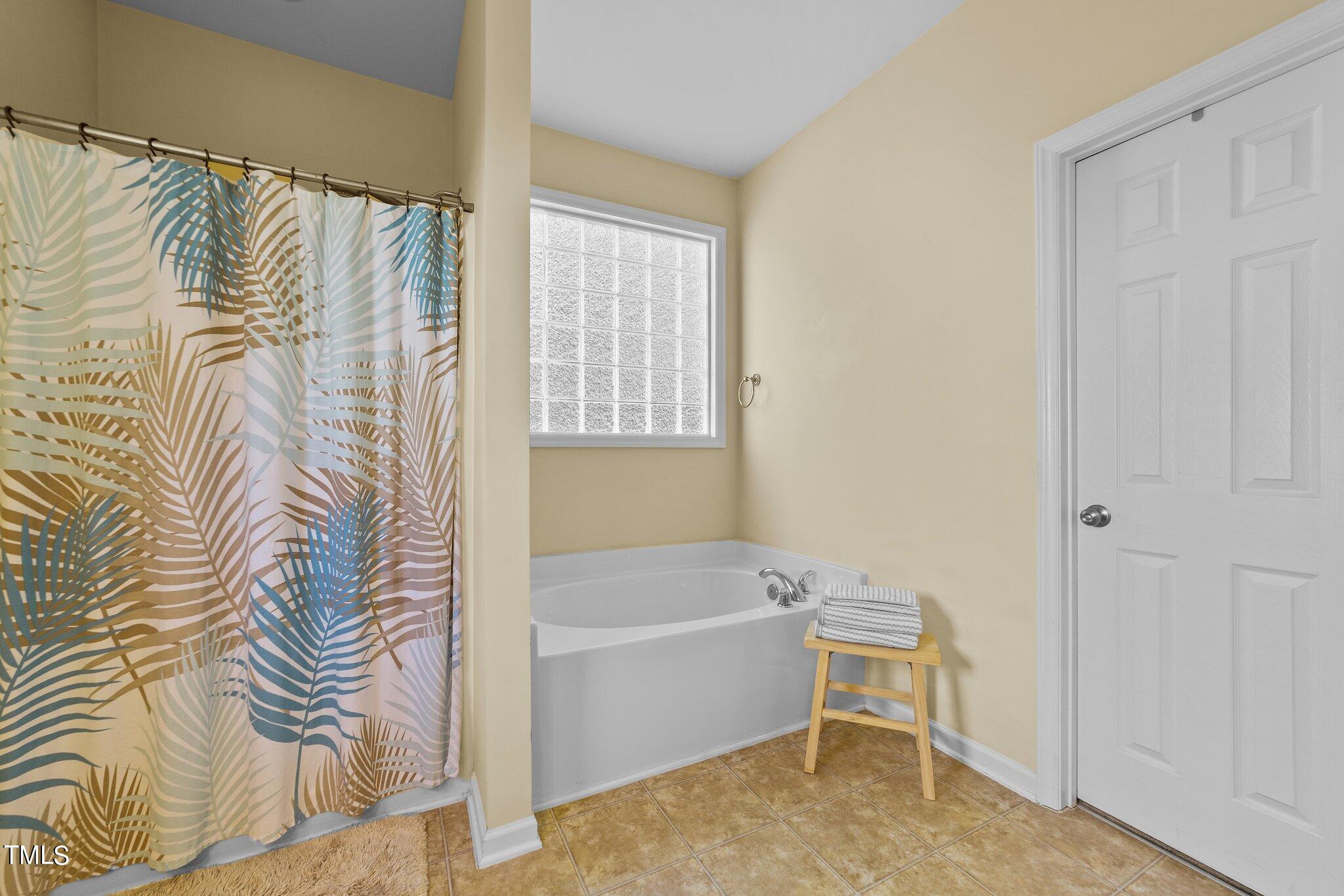 313 Tarragon Trail