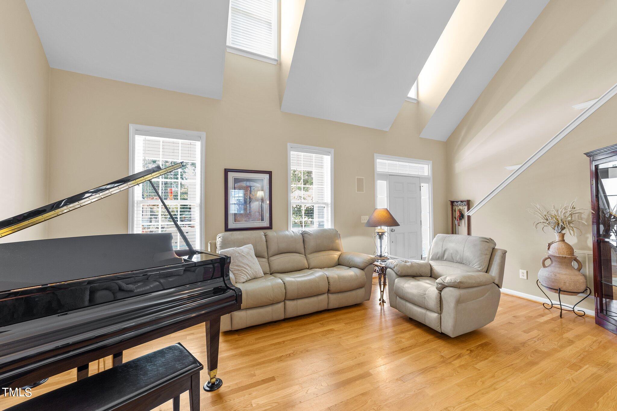 313 Tarragon Trail