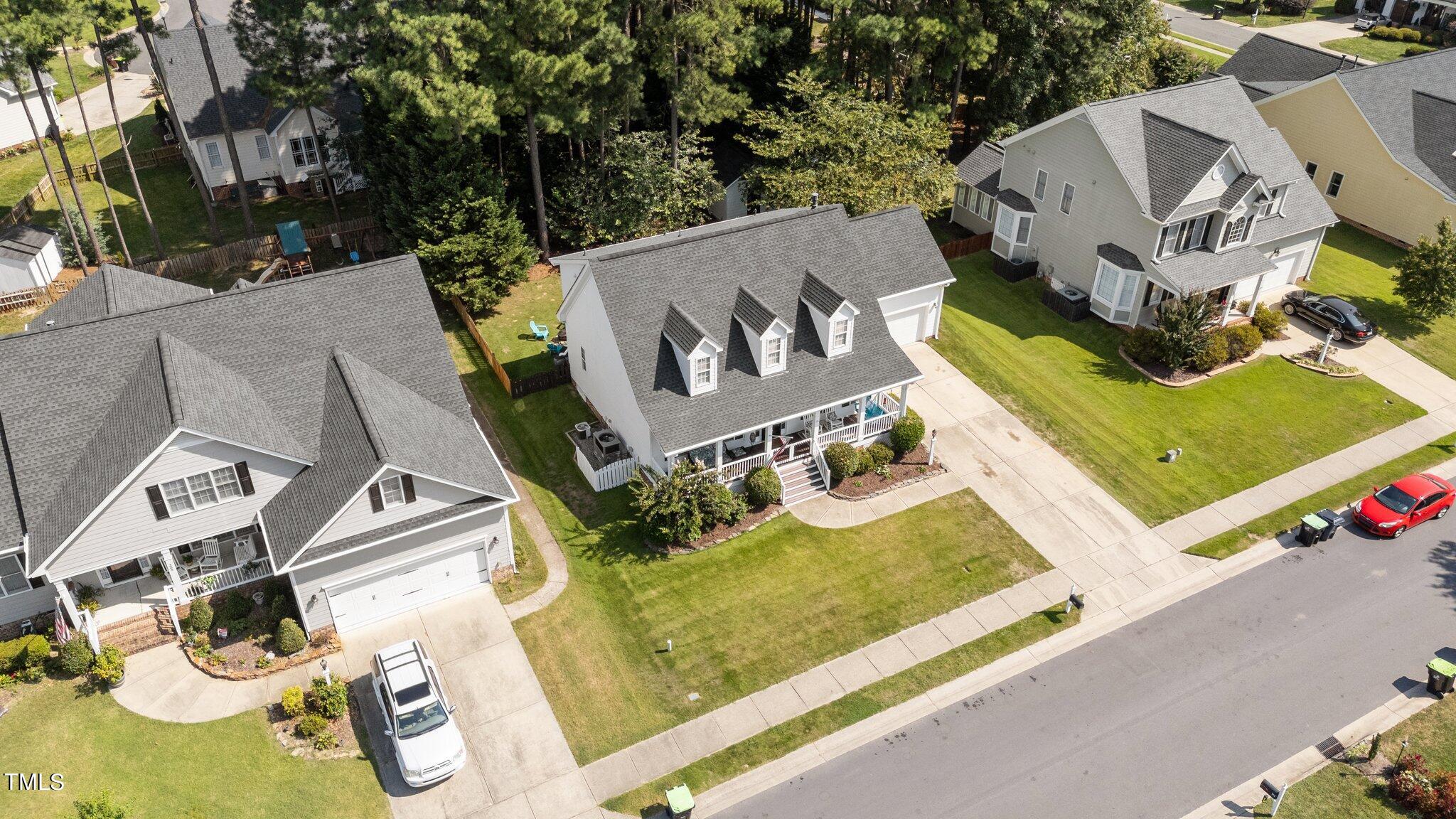 313 Tarragon Trail