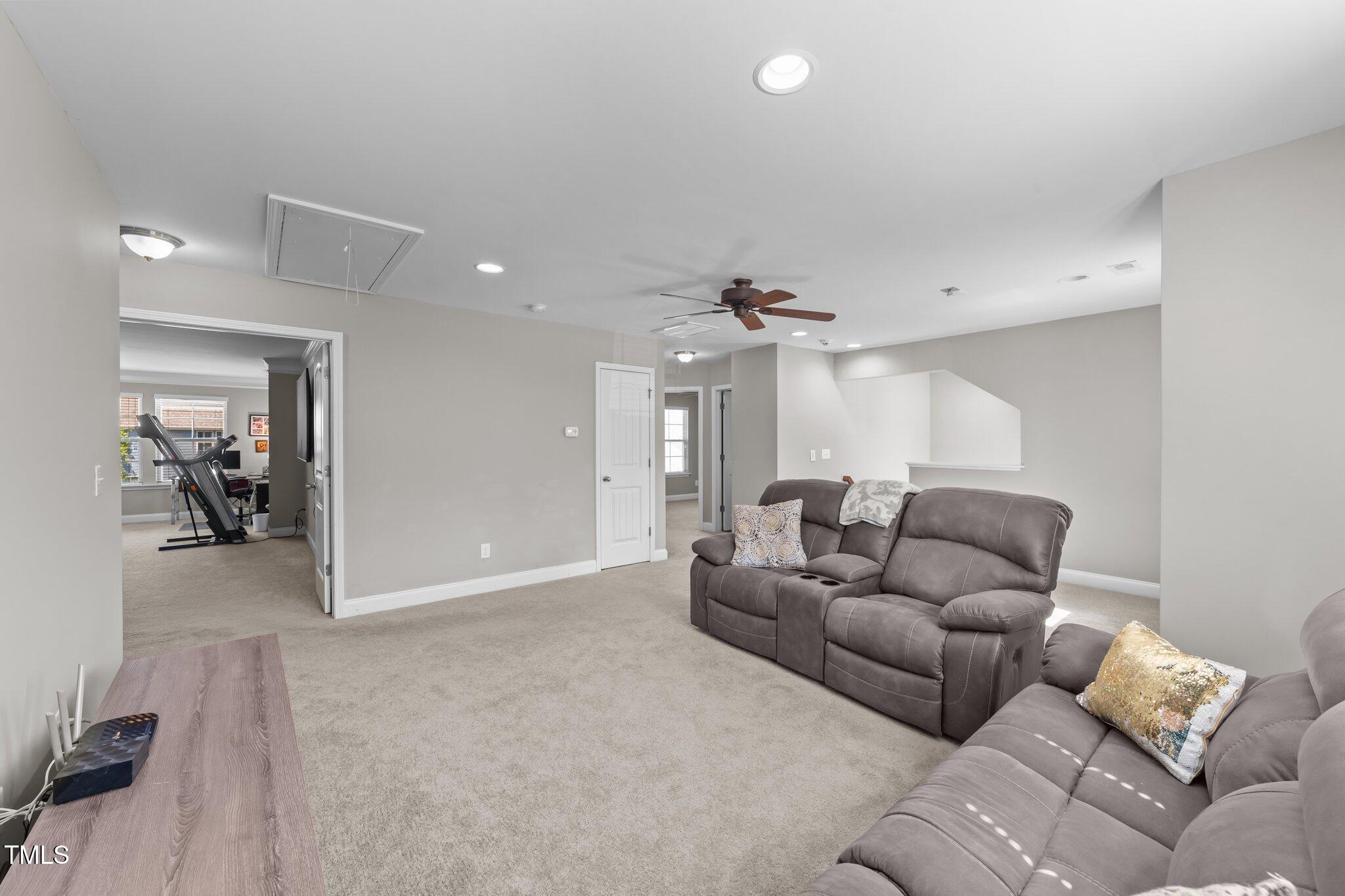 94 Pearsall Farm Lane