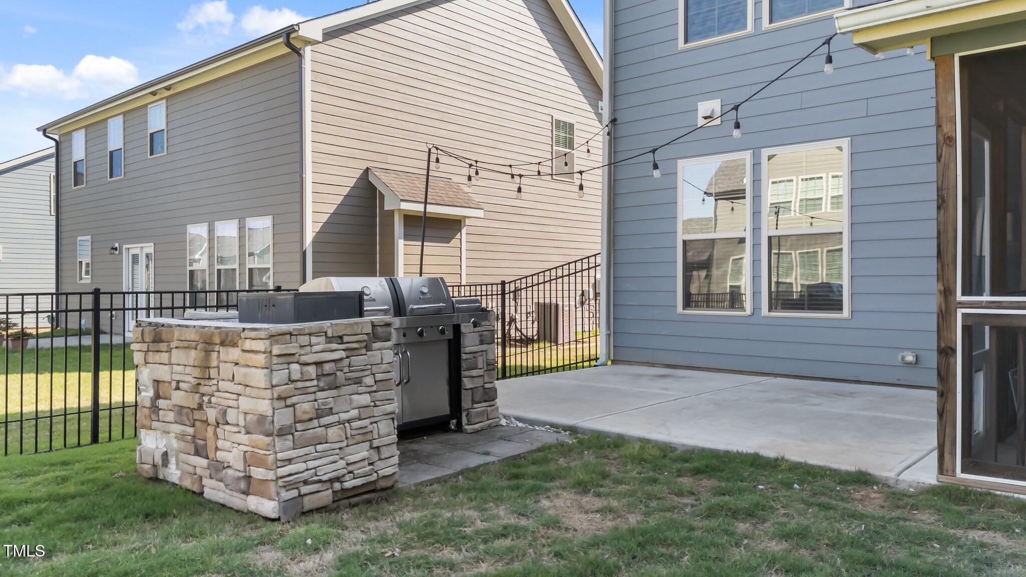 94 Pearsall Farm Lane