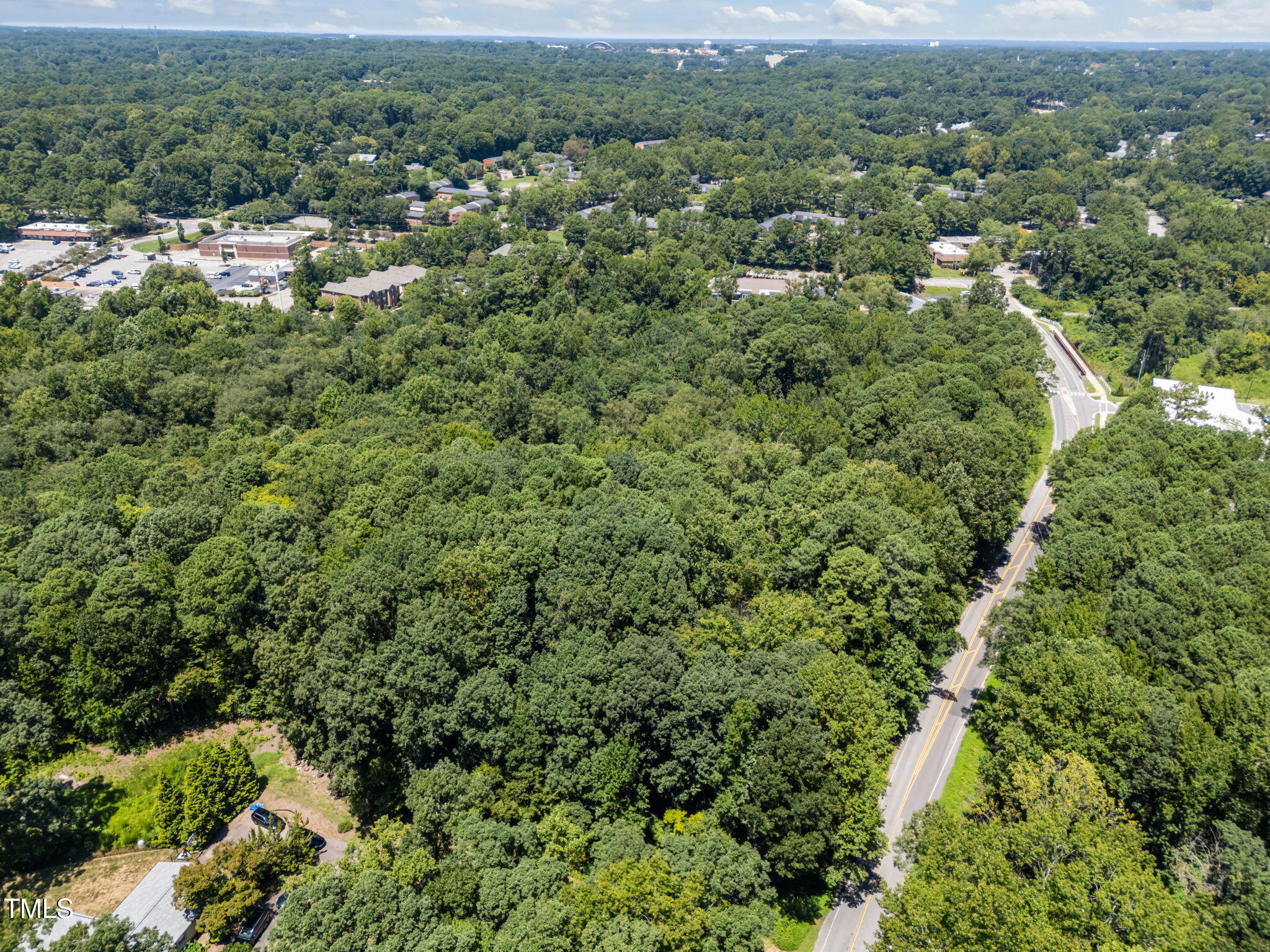 1000-1100 Trailwood Drive
