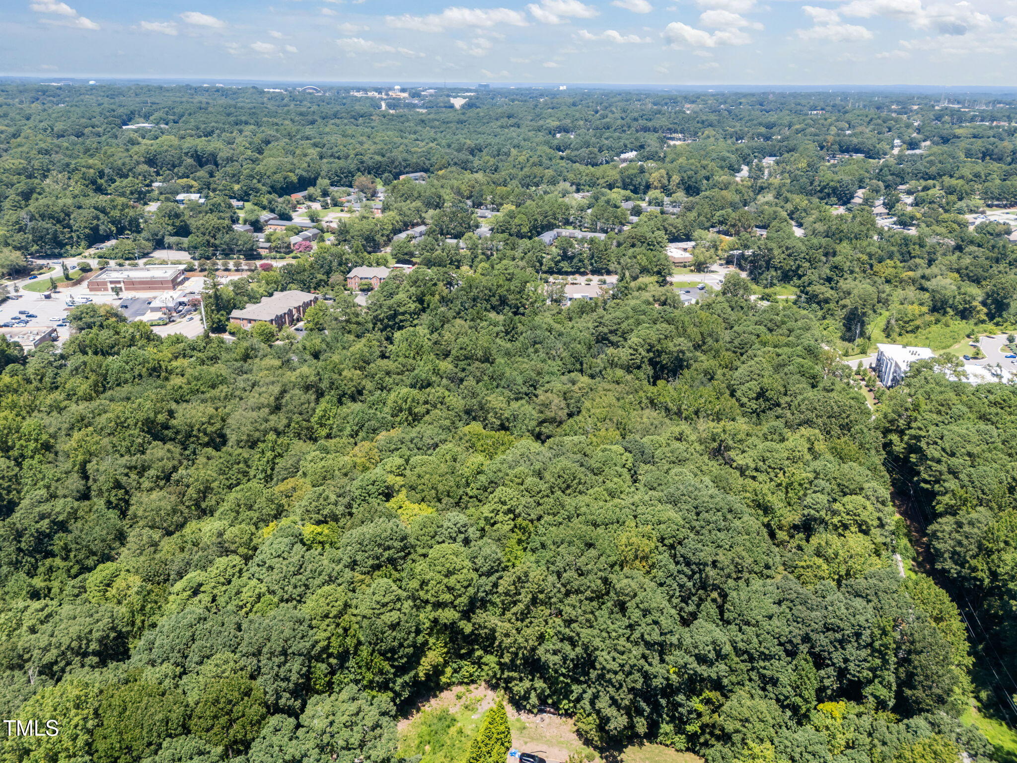 1000-1100 Trailwood Drive