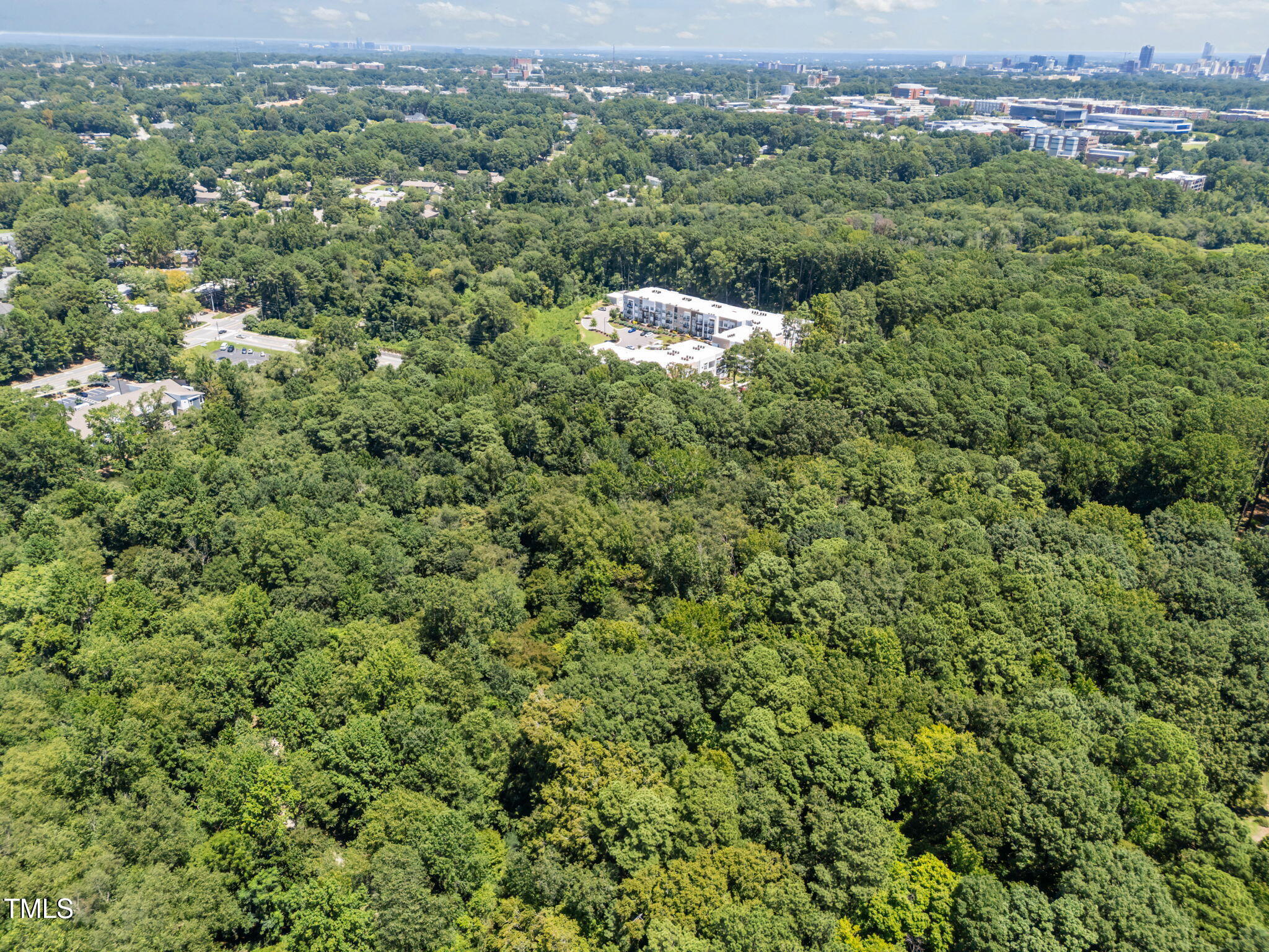 1000-1100 Trailwood Drive