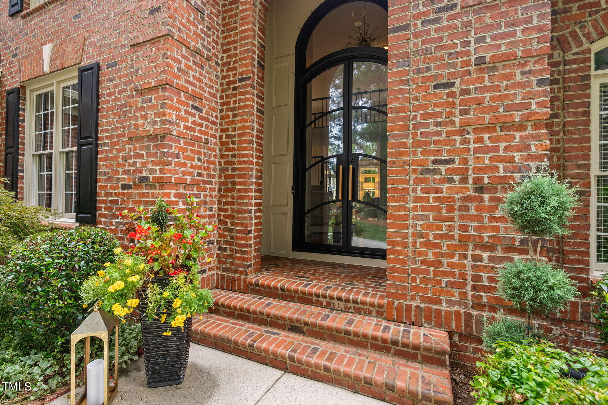 259 Hogans Valley Way