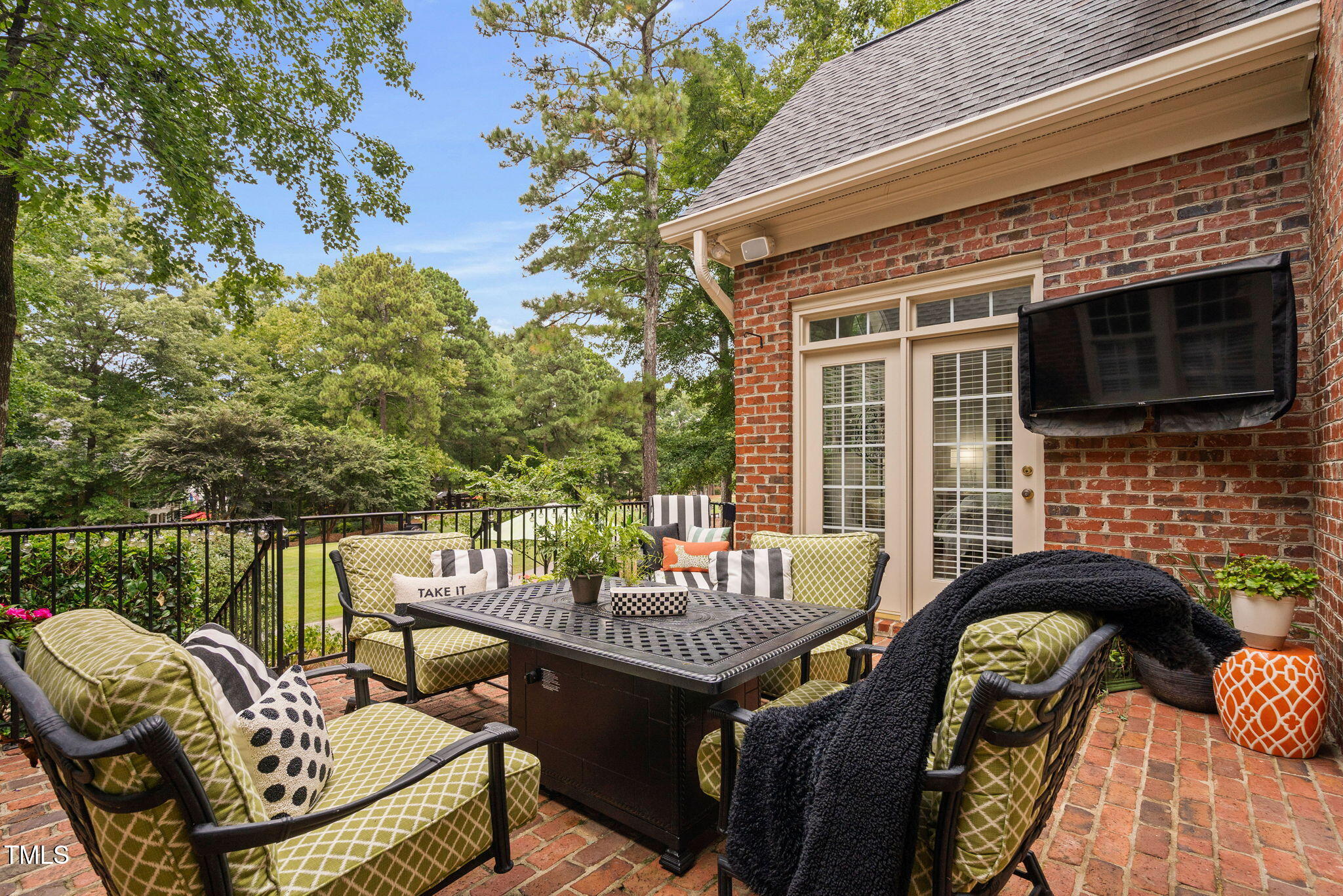 259 Hogans Valley Way