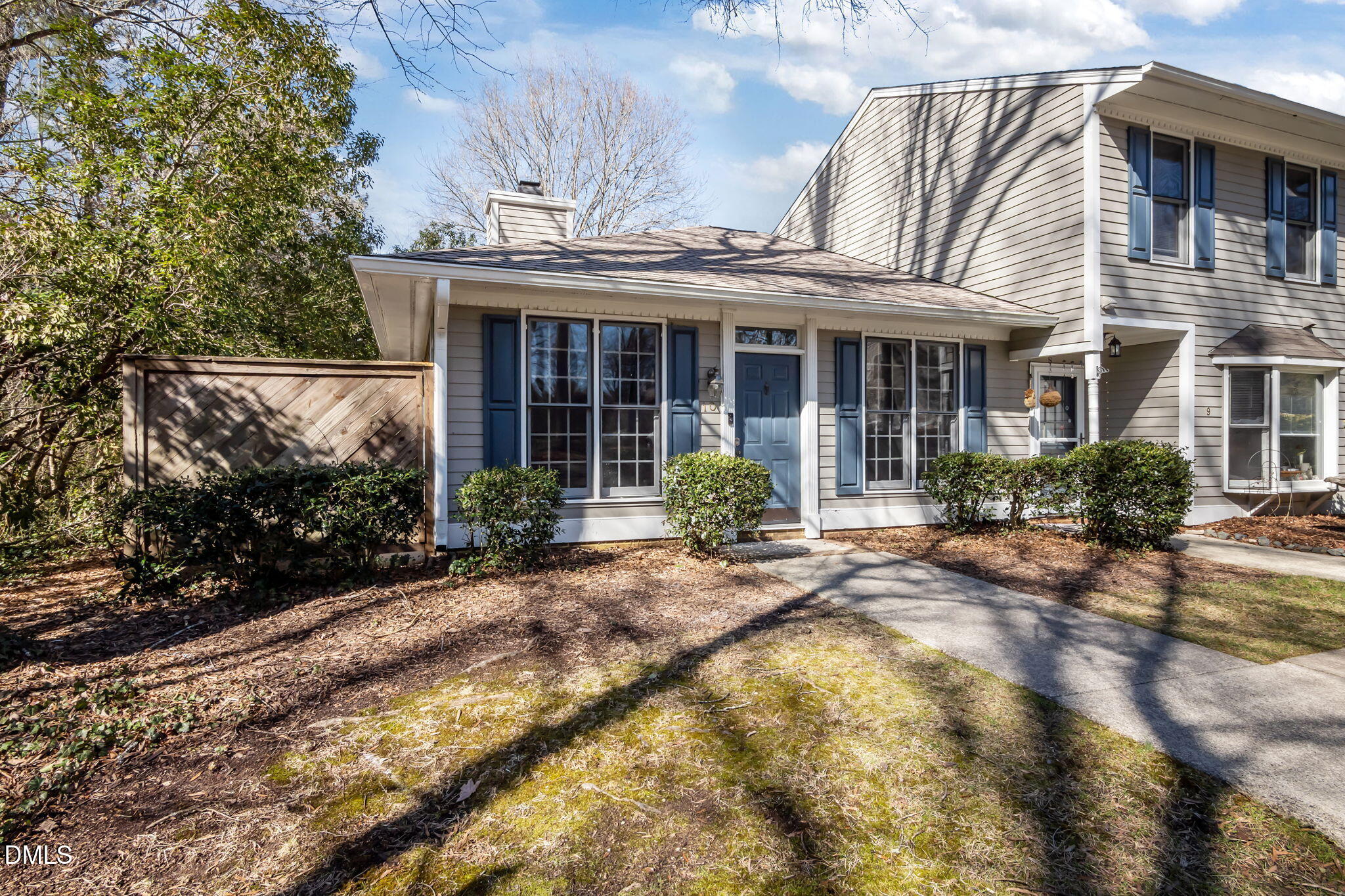 10 Forest Oaks Drive