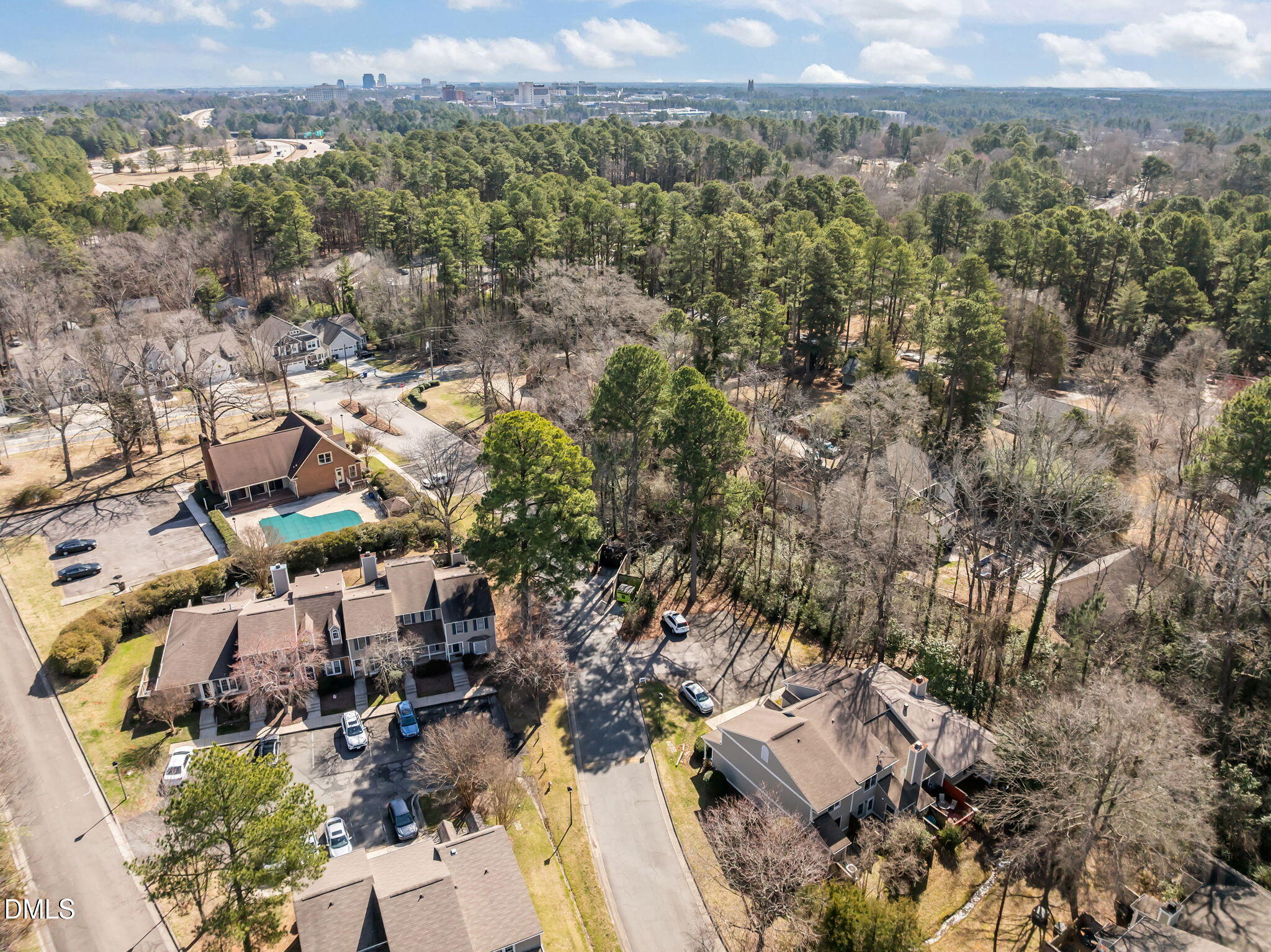 10 Forest Oaks Drive