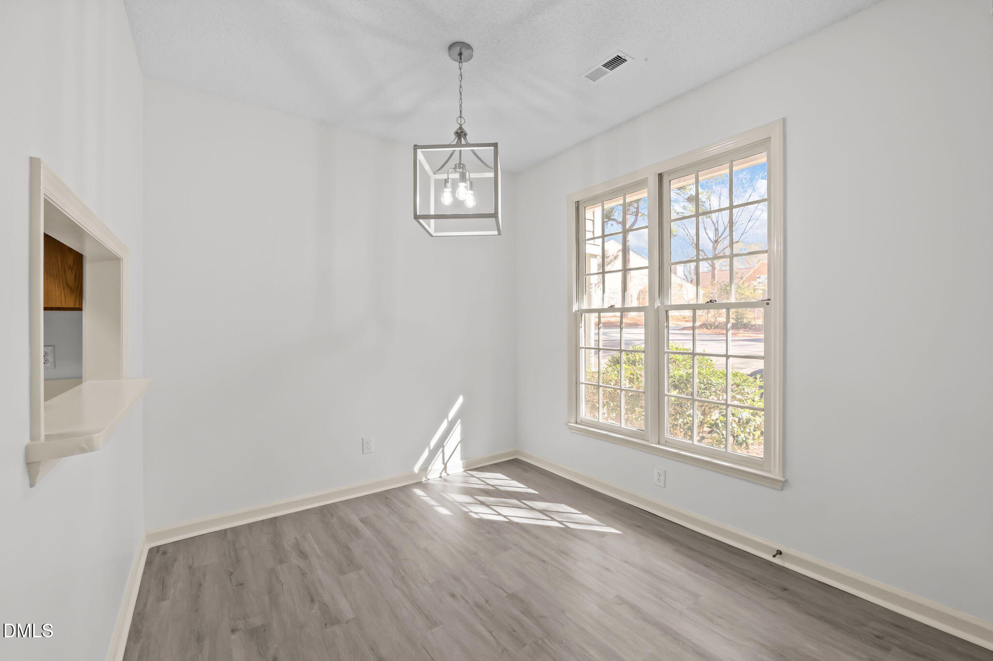 10 Forest Oaks Drive