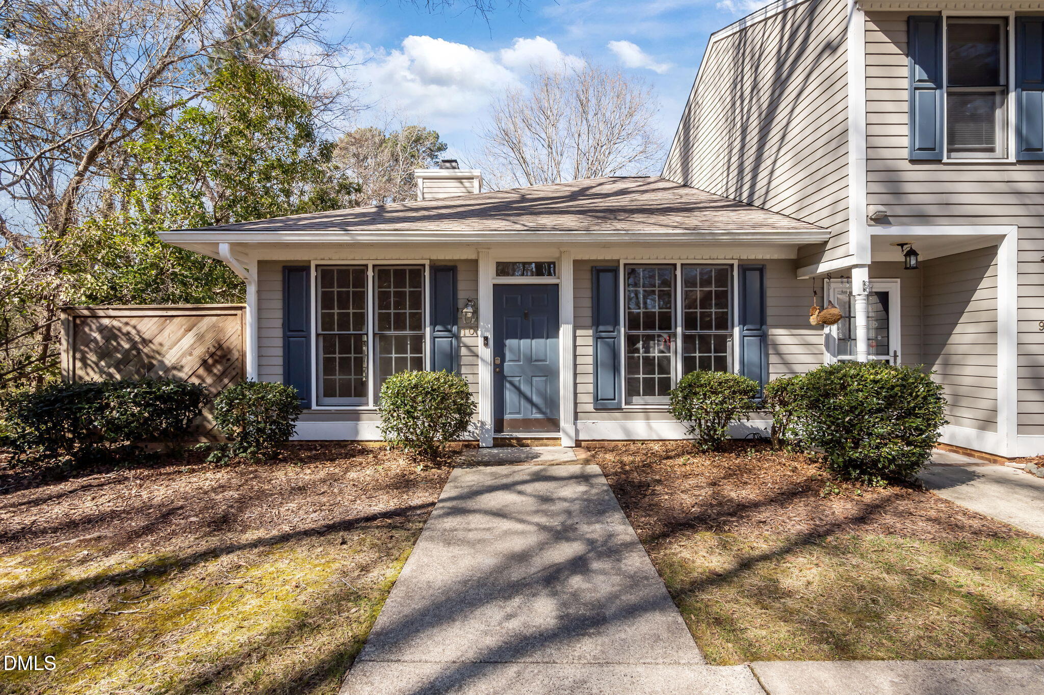 10 Forest Oaks Drive
