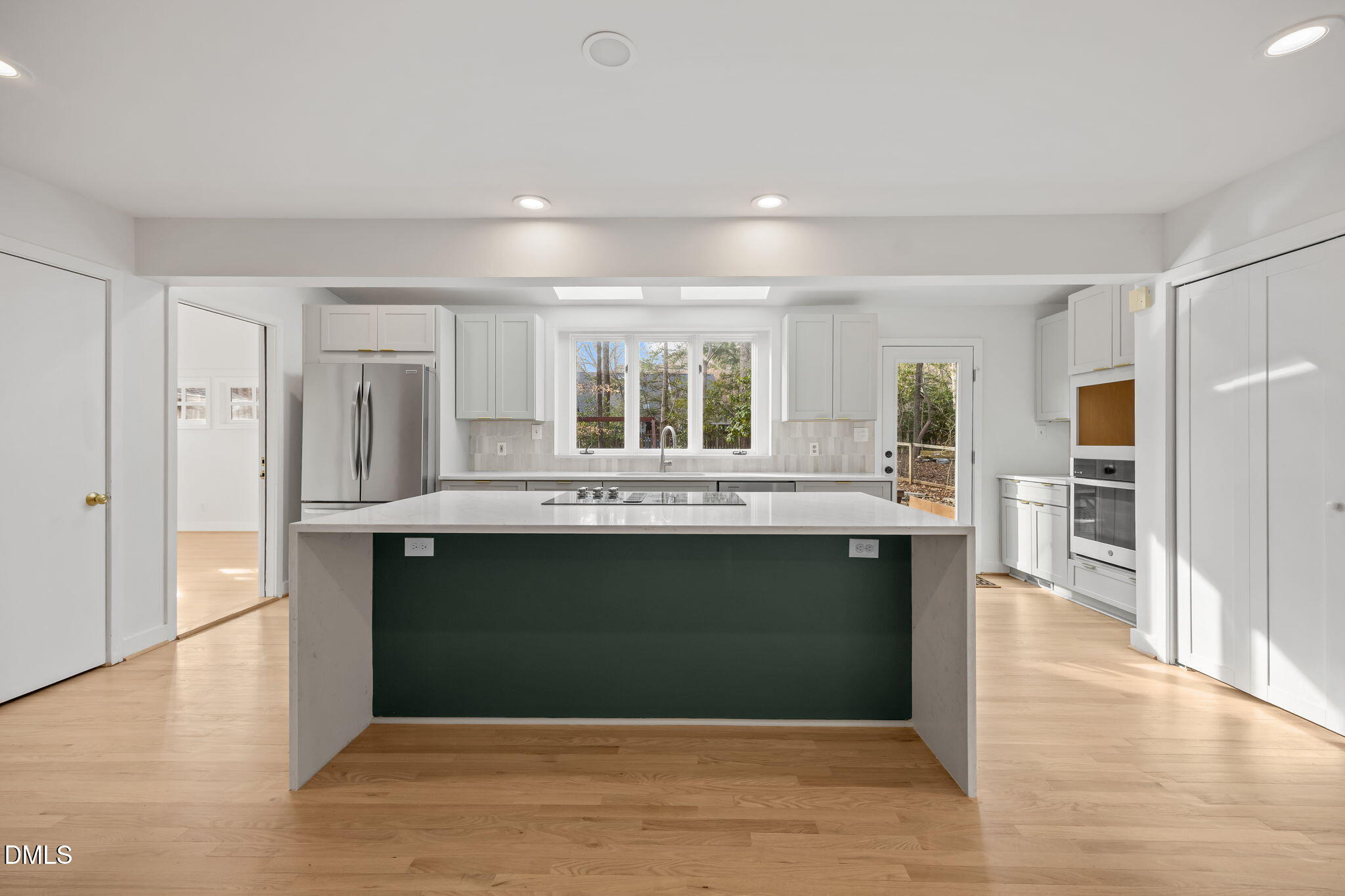 105 Oakstone Drive