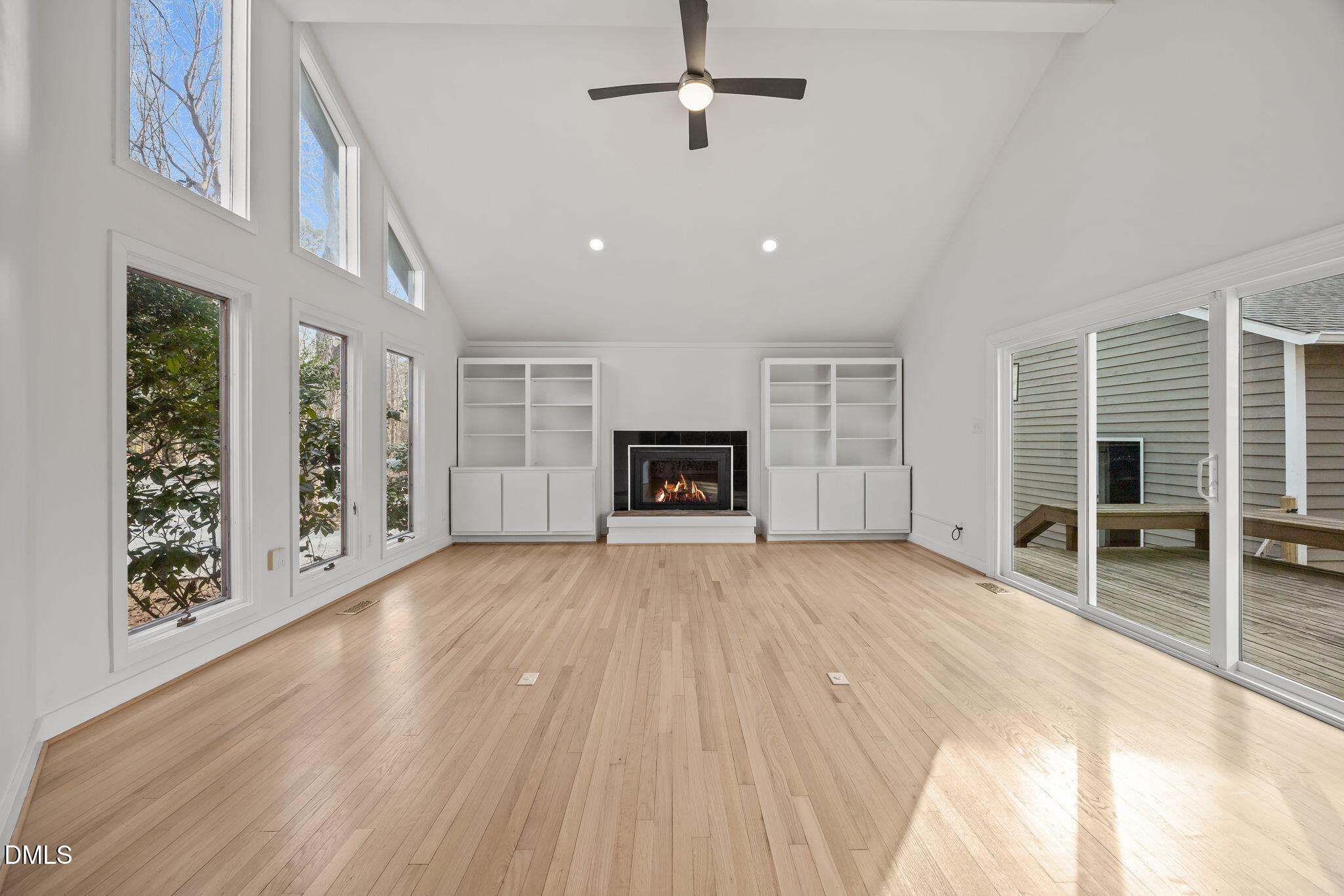 105 Oakstone Drive