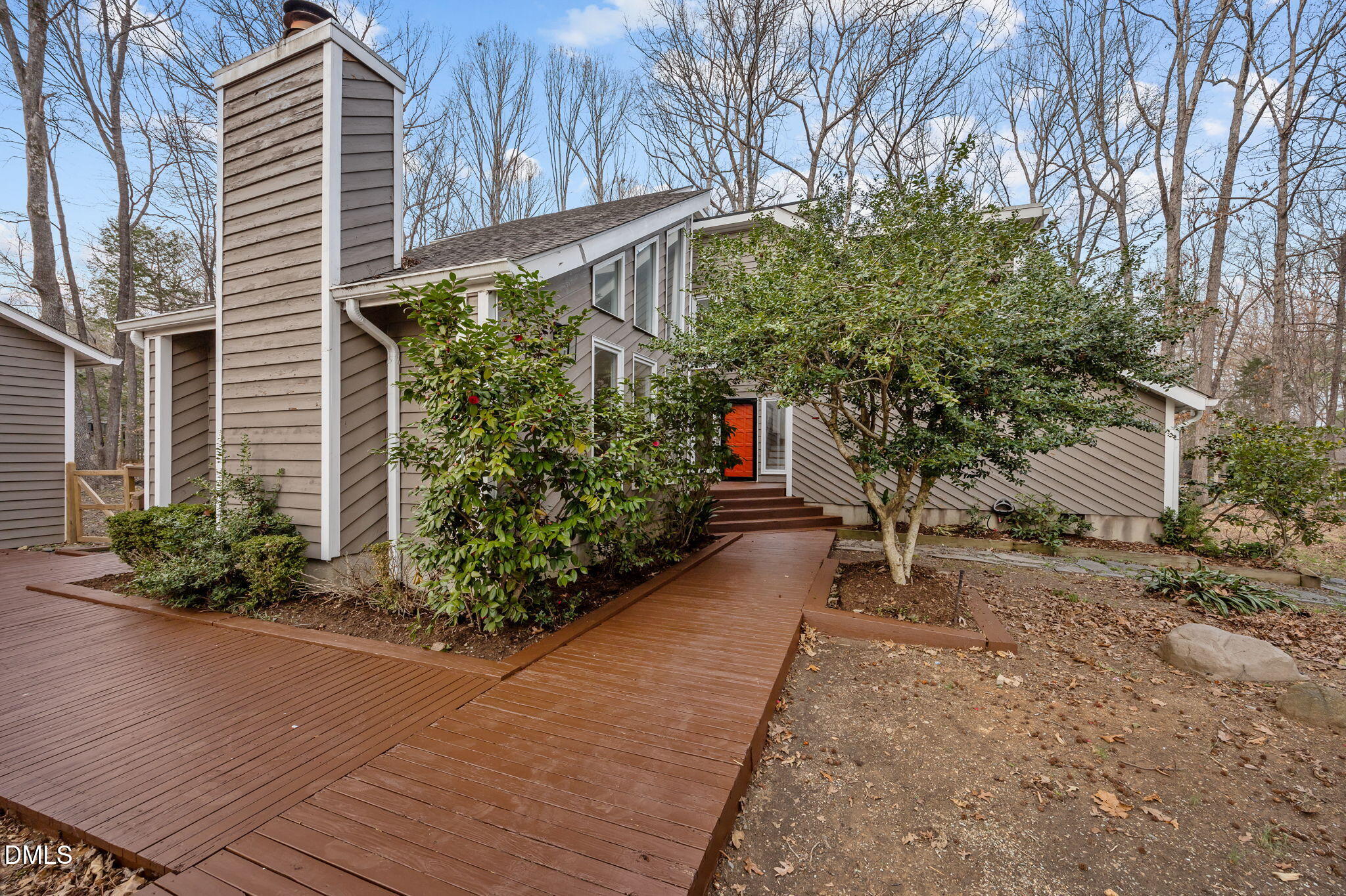 105 Oakstone Drive
