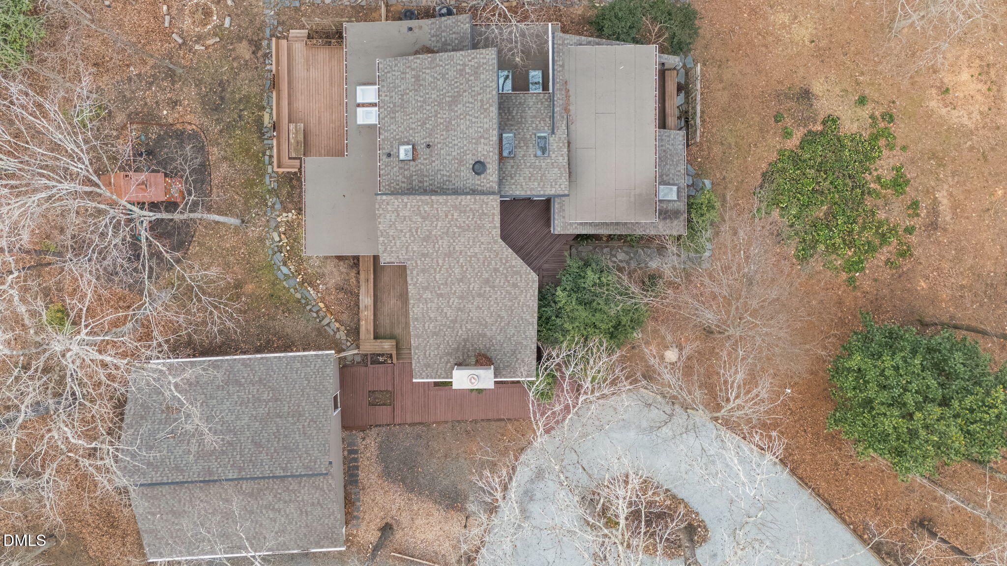 105 Oakstone Drive