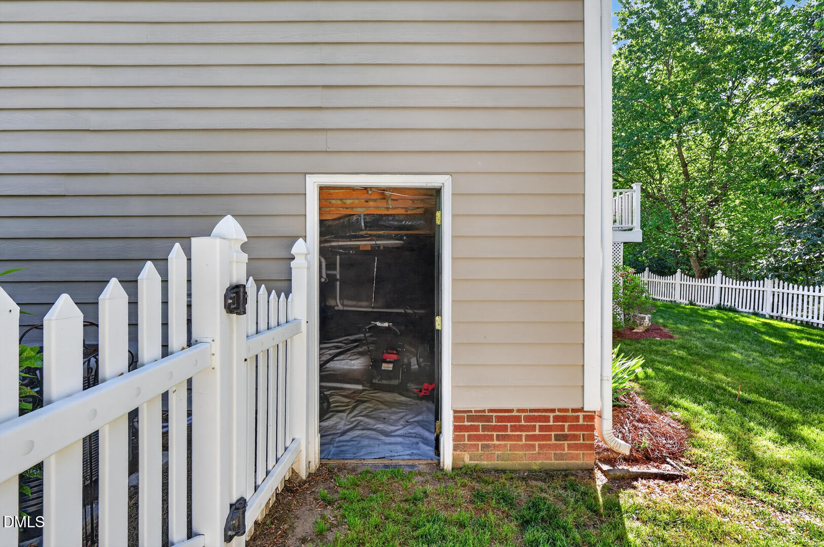 1704 Farmington Grove Drive