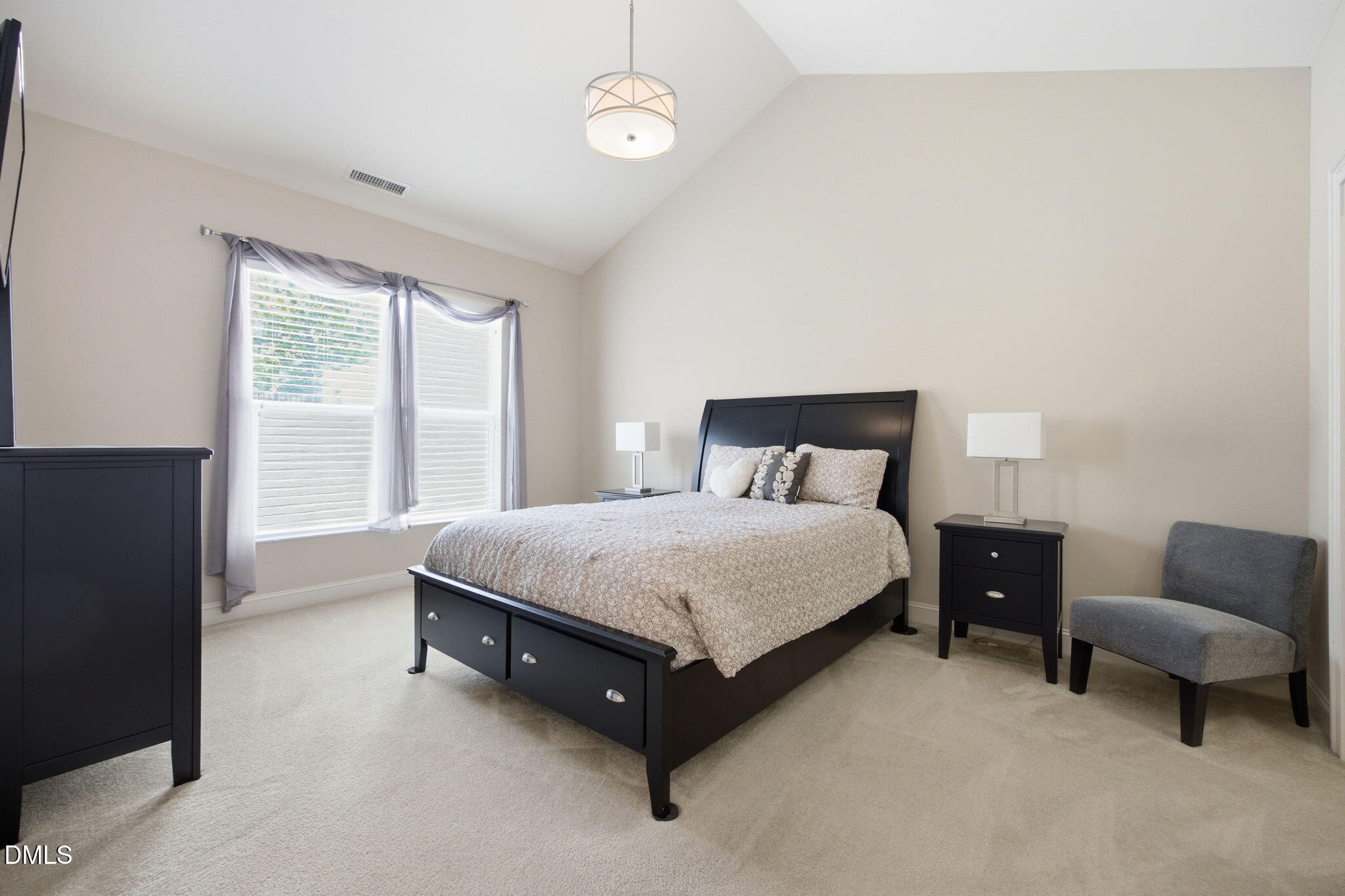 1089 Blue Bird Lane