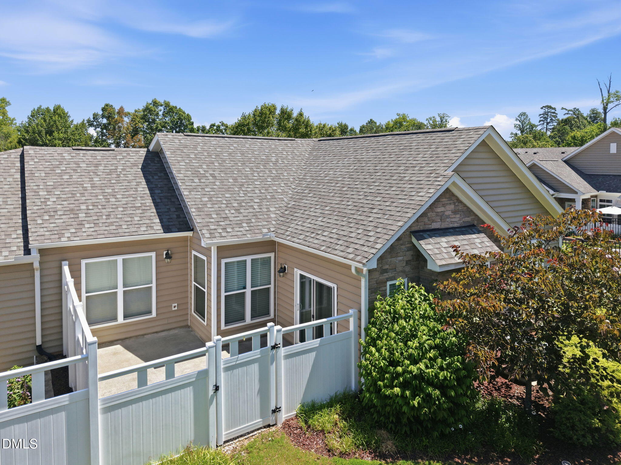 1089 Blue Bird Lane