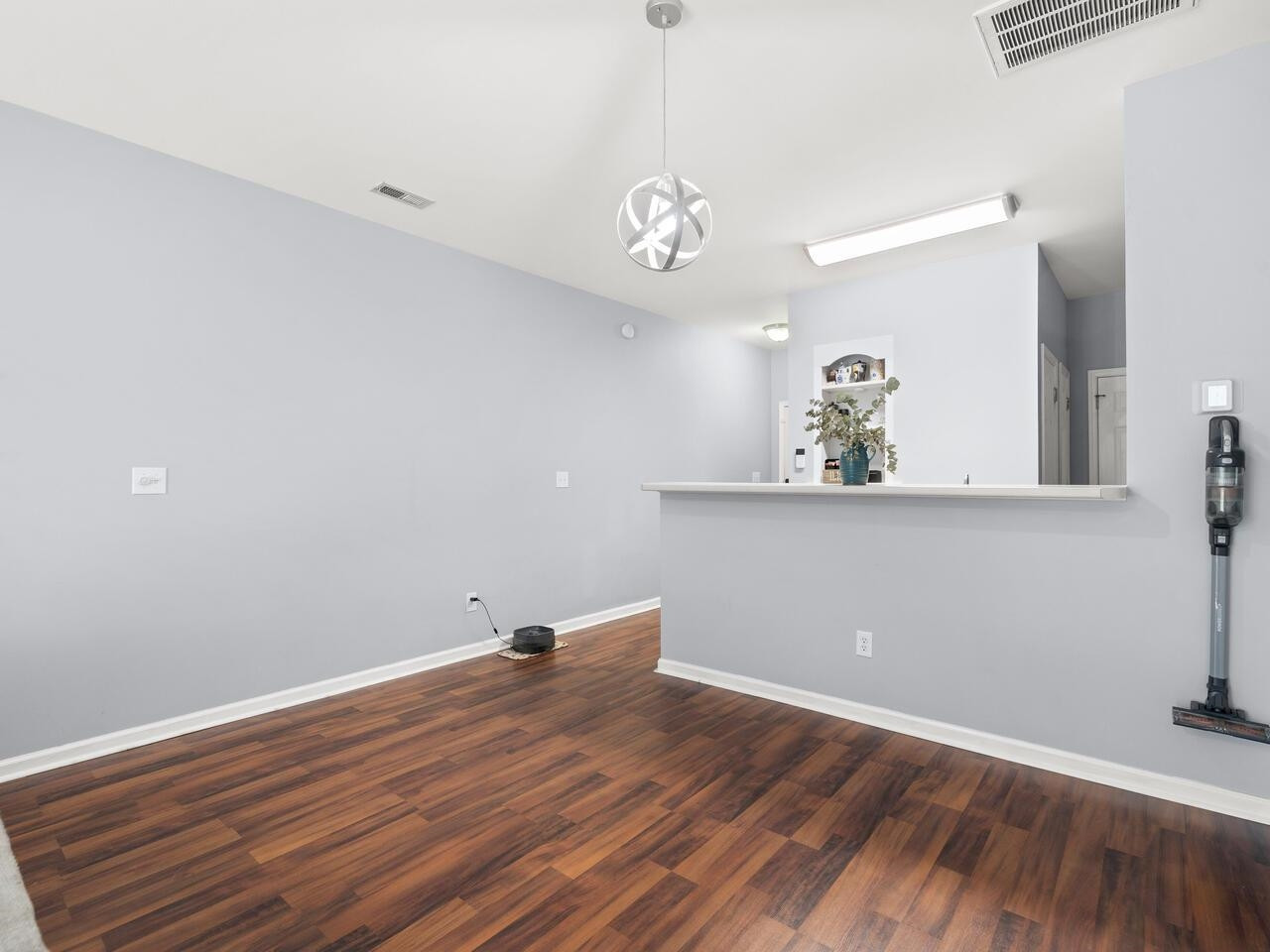 803 Hadel Place