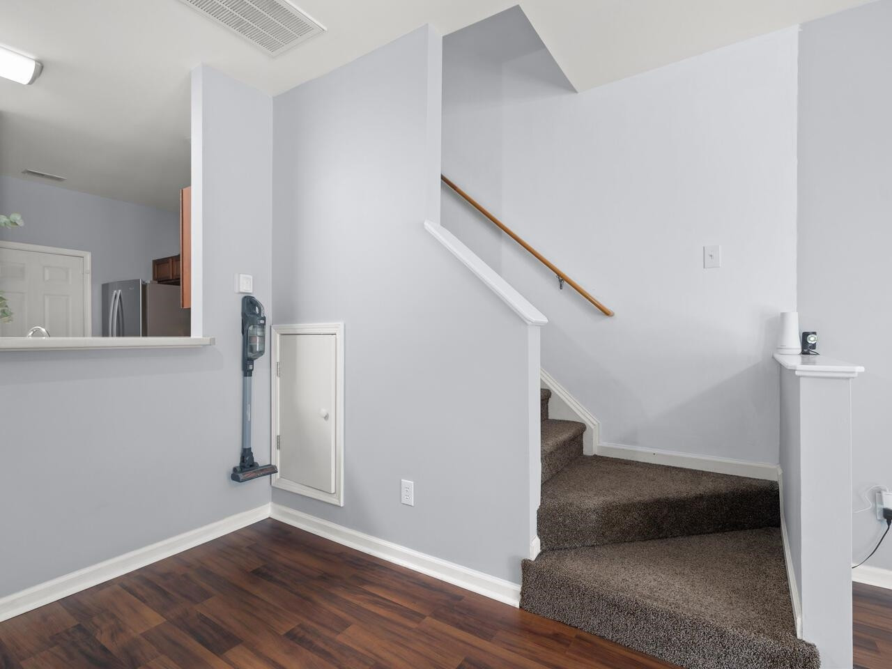803 Hadel Place