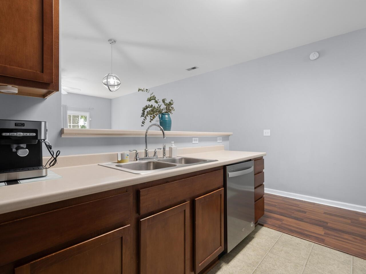 803 Hadel Place