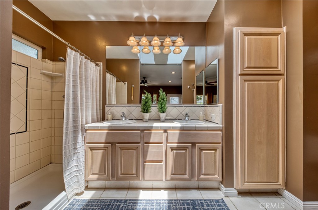 430 N Canyon Boulevard