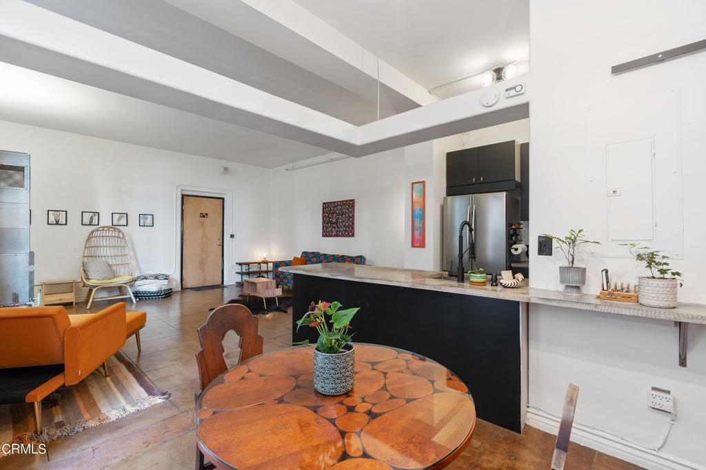 215 W 7th Street 303