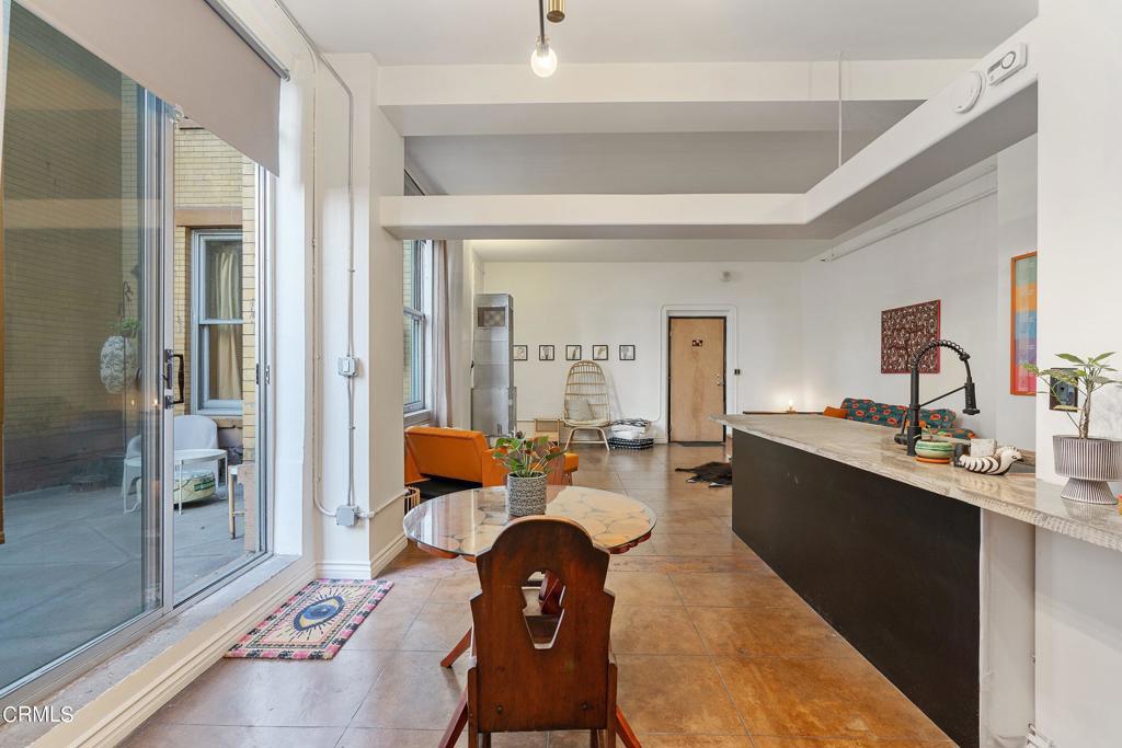 215 W 7th Street 303