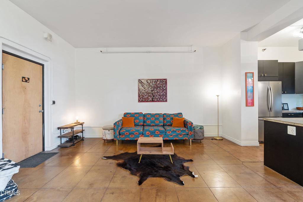 215 W 7th Street 303