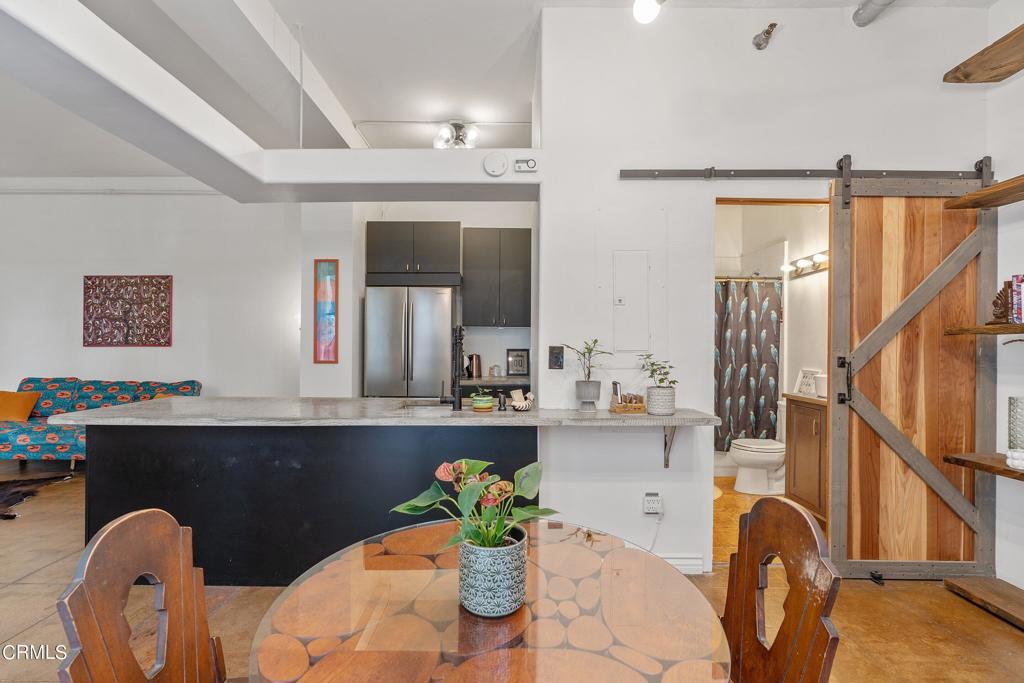 215 W 7th Street 303