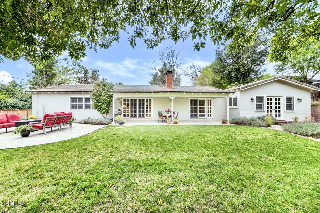 4402 El Camino Corto