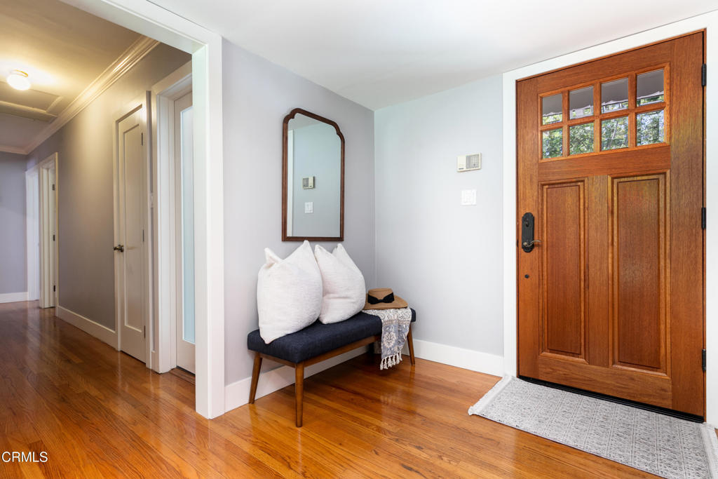 4402 El Camino Corto