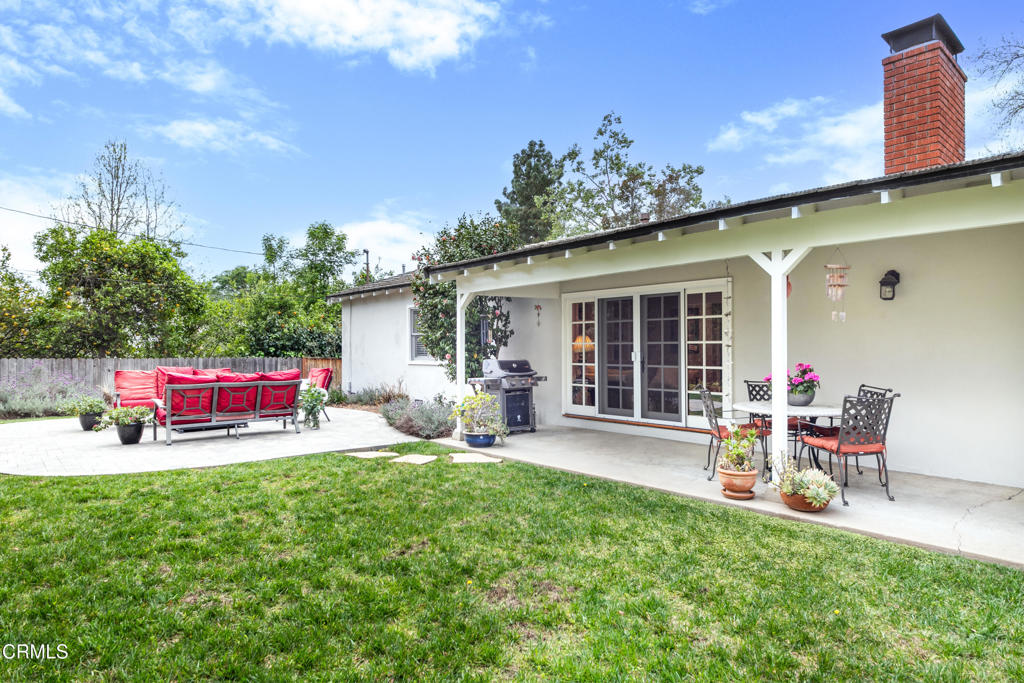 4402 El Camino Corto