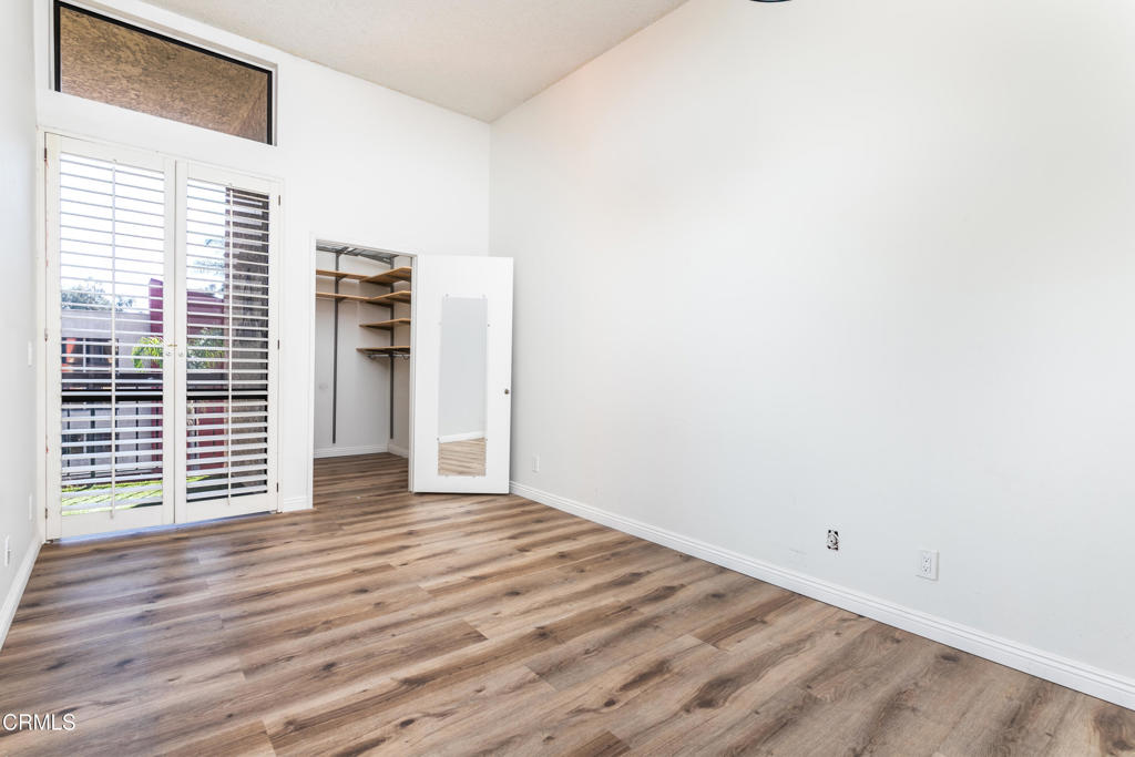 3961 Via Marisol 322