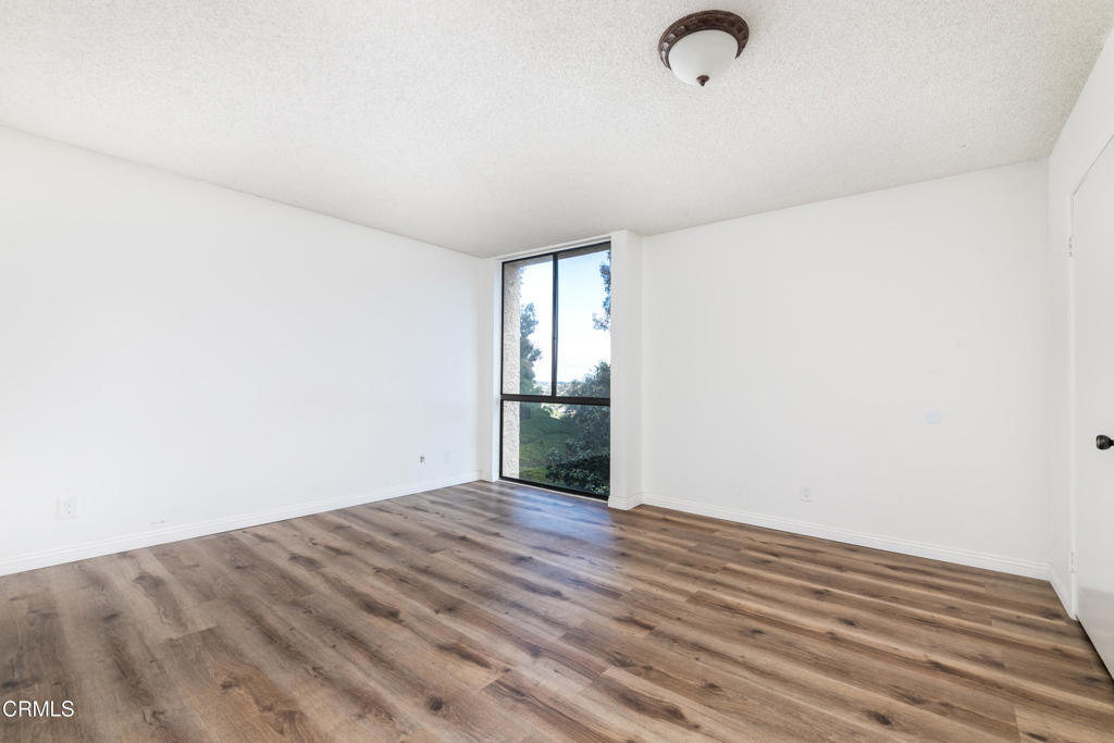 3961 Via Marisol 322