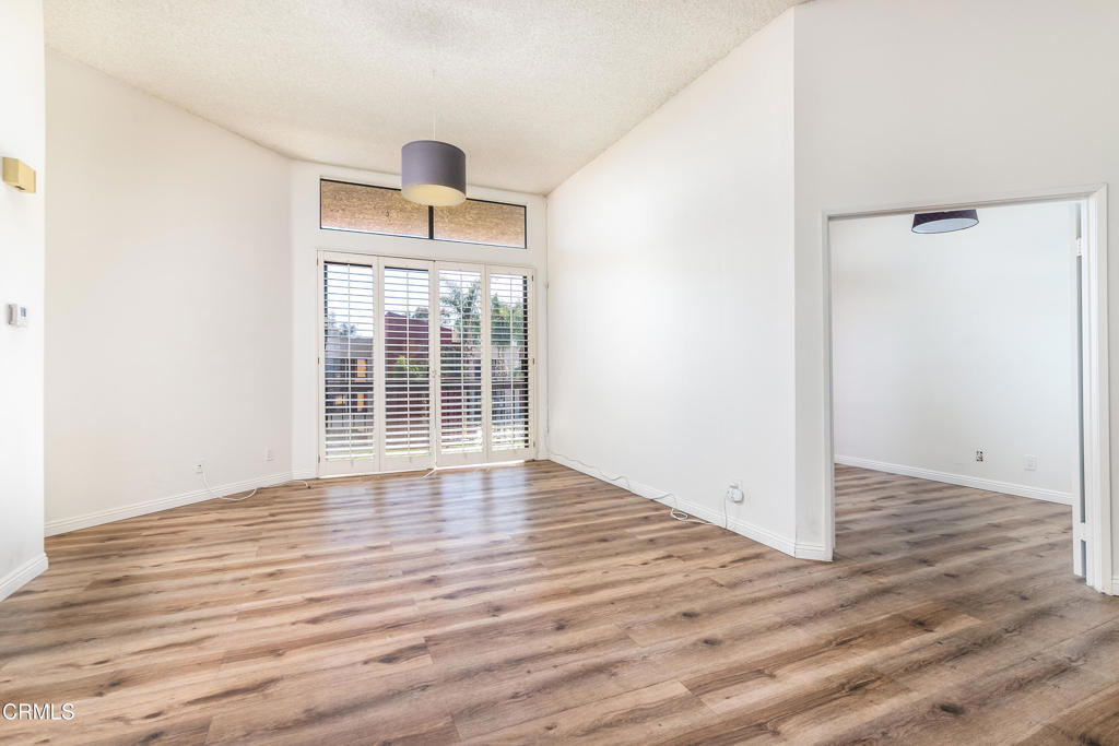 3961 Via Marisol 322