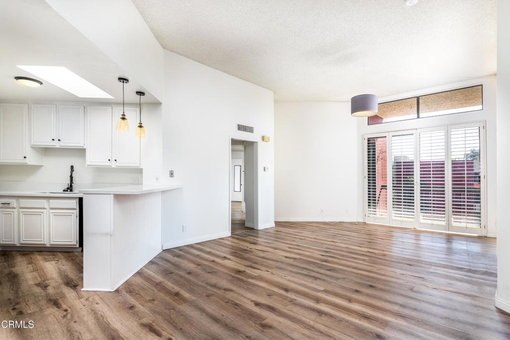 3961 Via Marisol 322