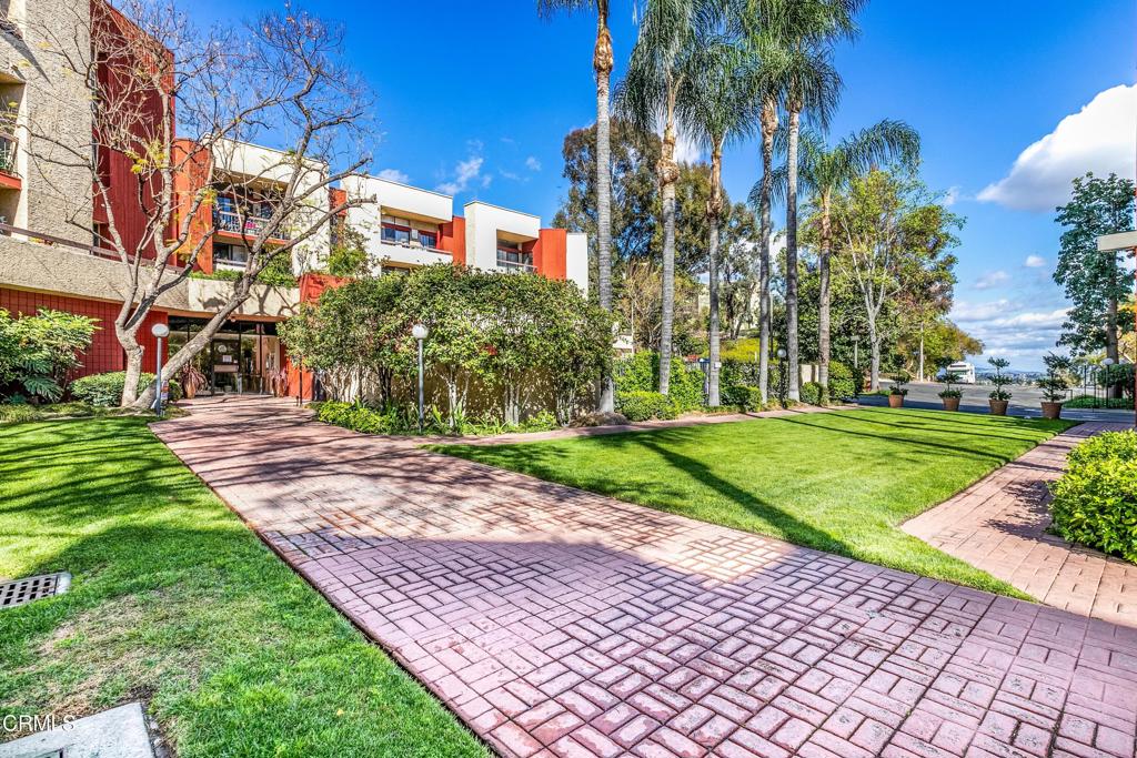 3961 Via Marisol 322