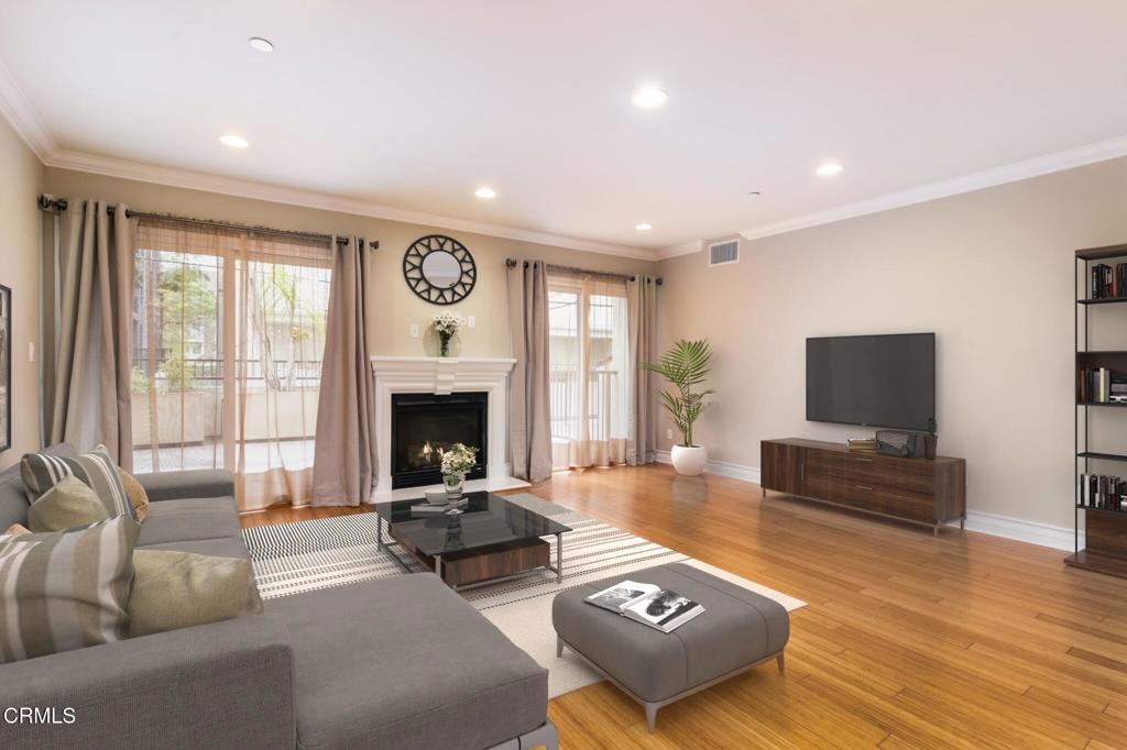 1828 Glendon Avenue 101